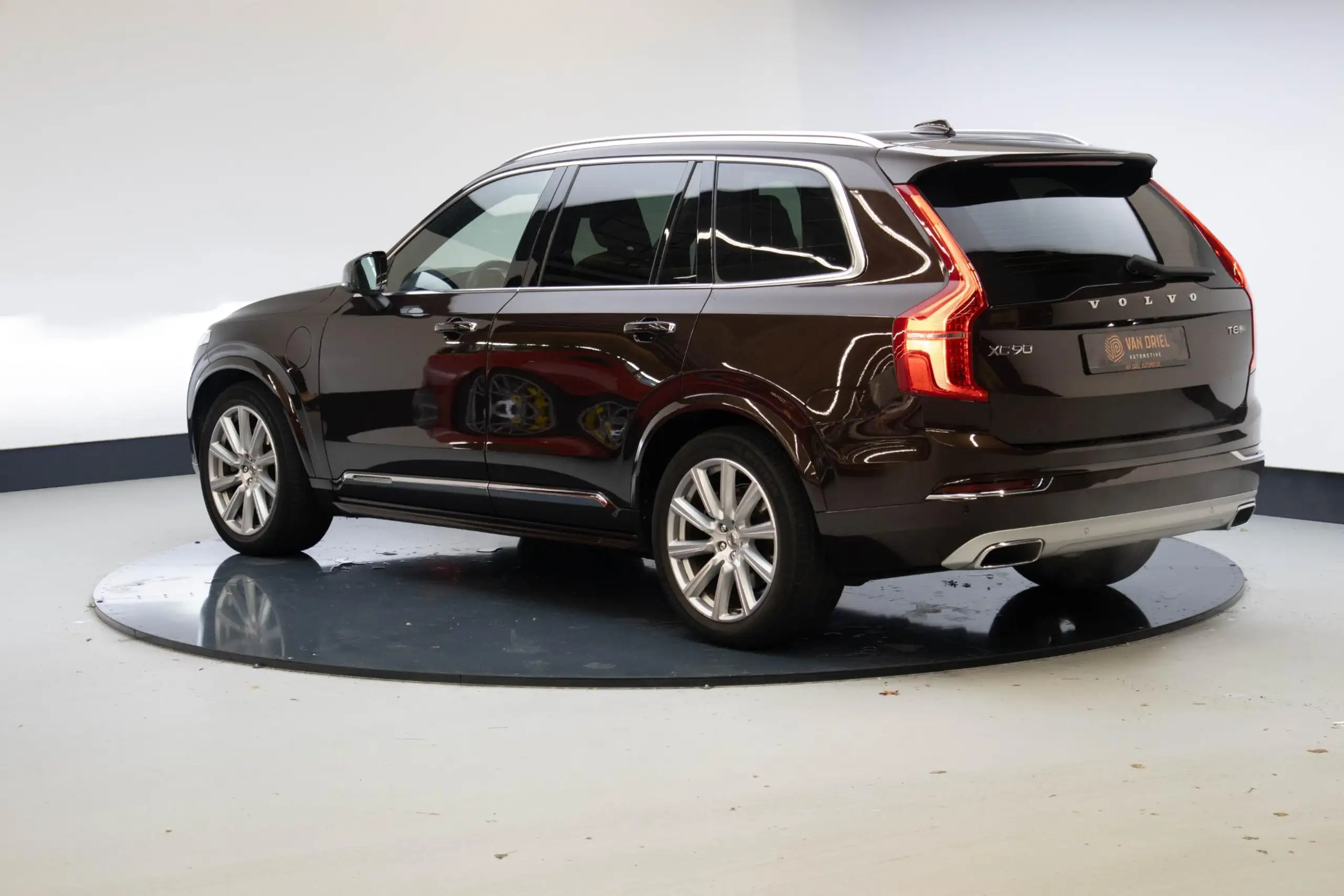 Volvo - XC90