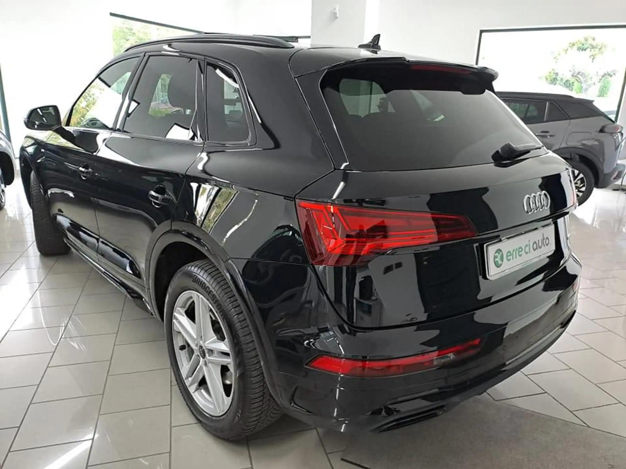 Audi - Q5