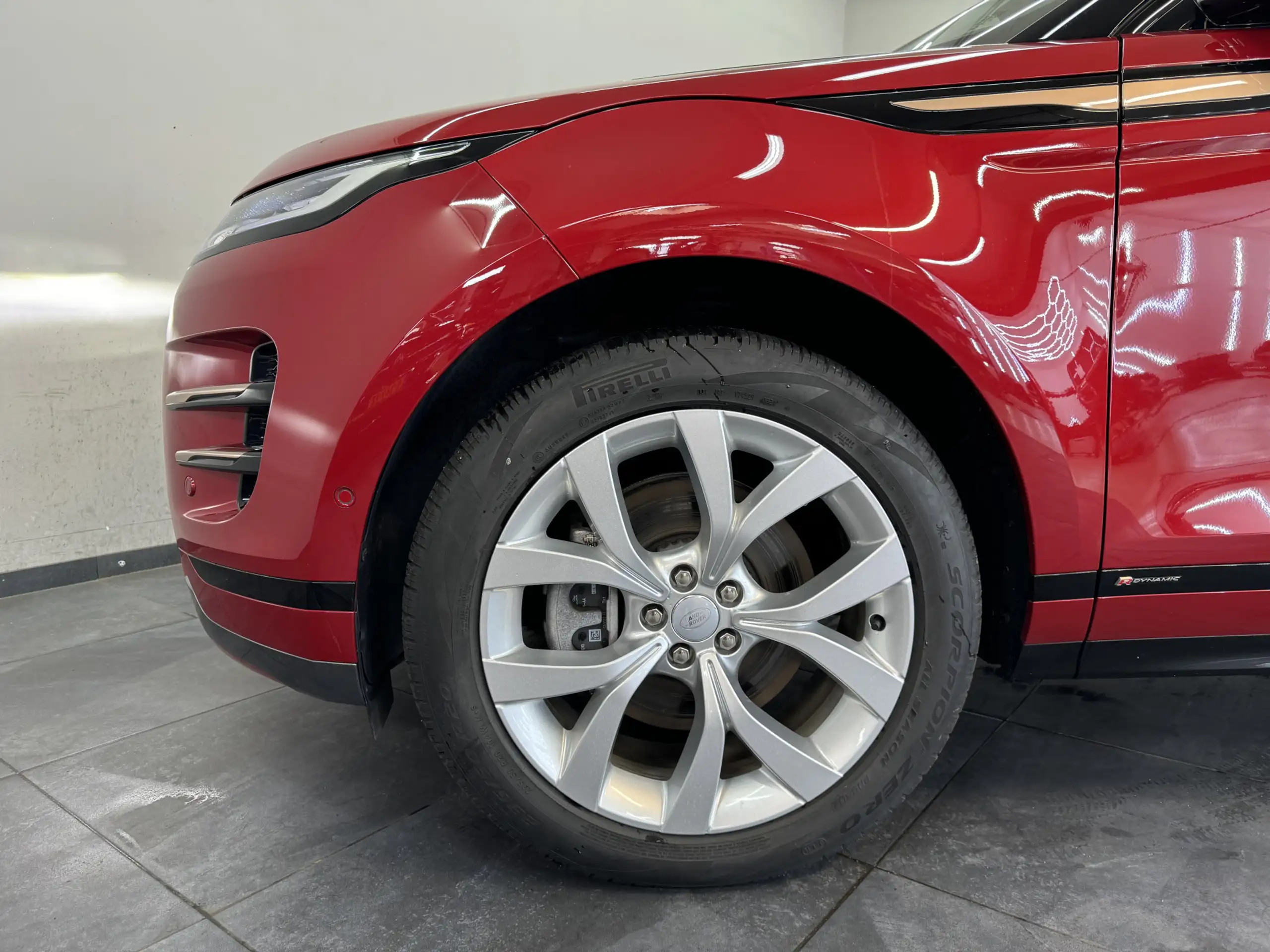 Land Rover - Range Rover Evoque