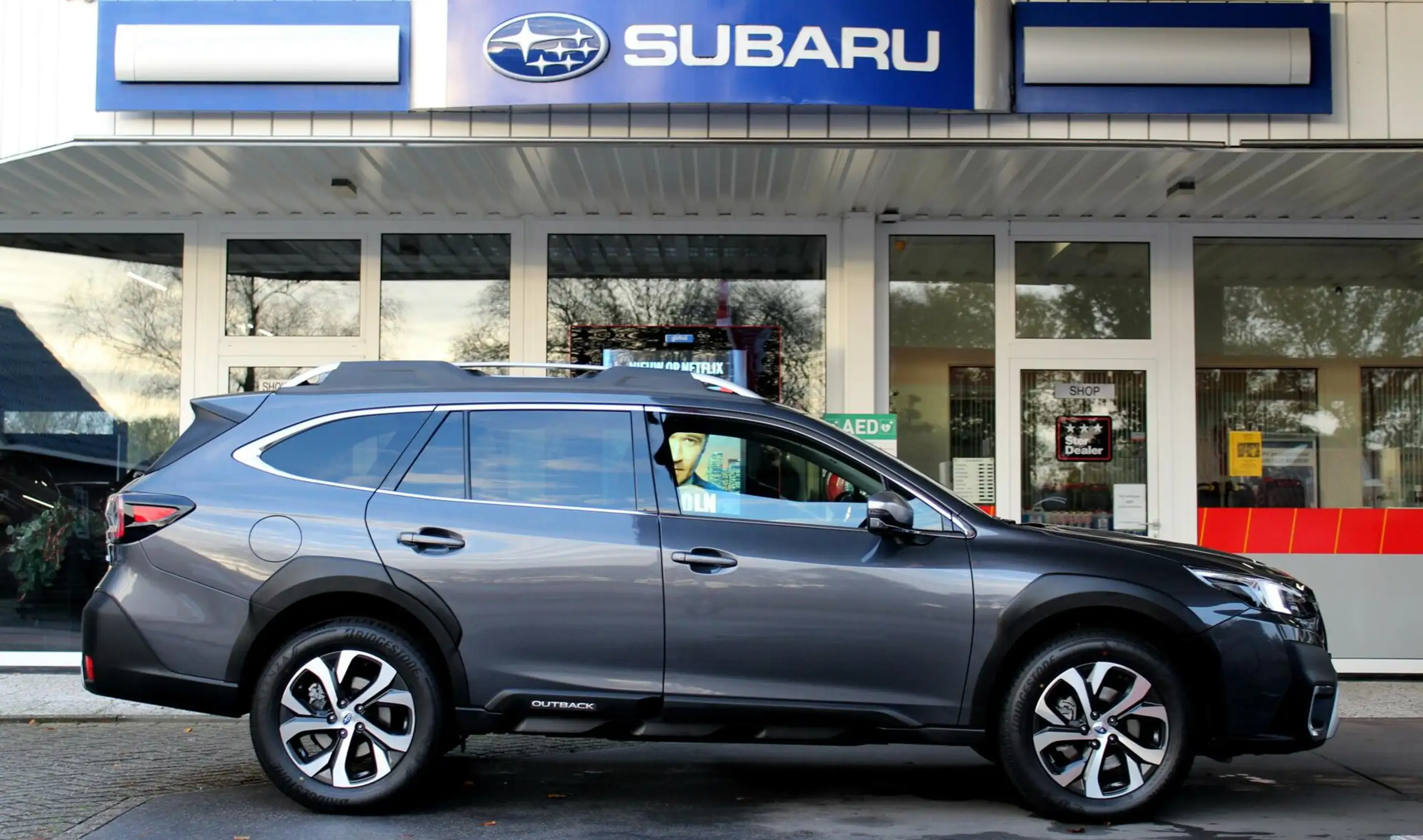 Subaru - OUTBACK