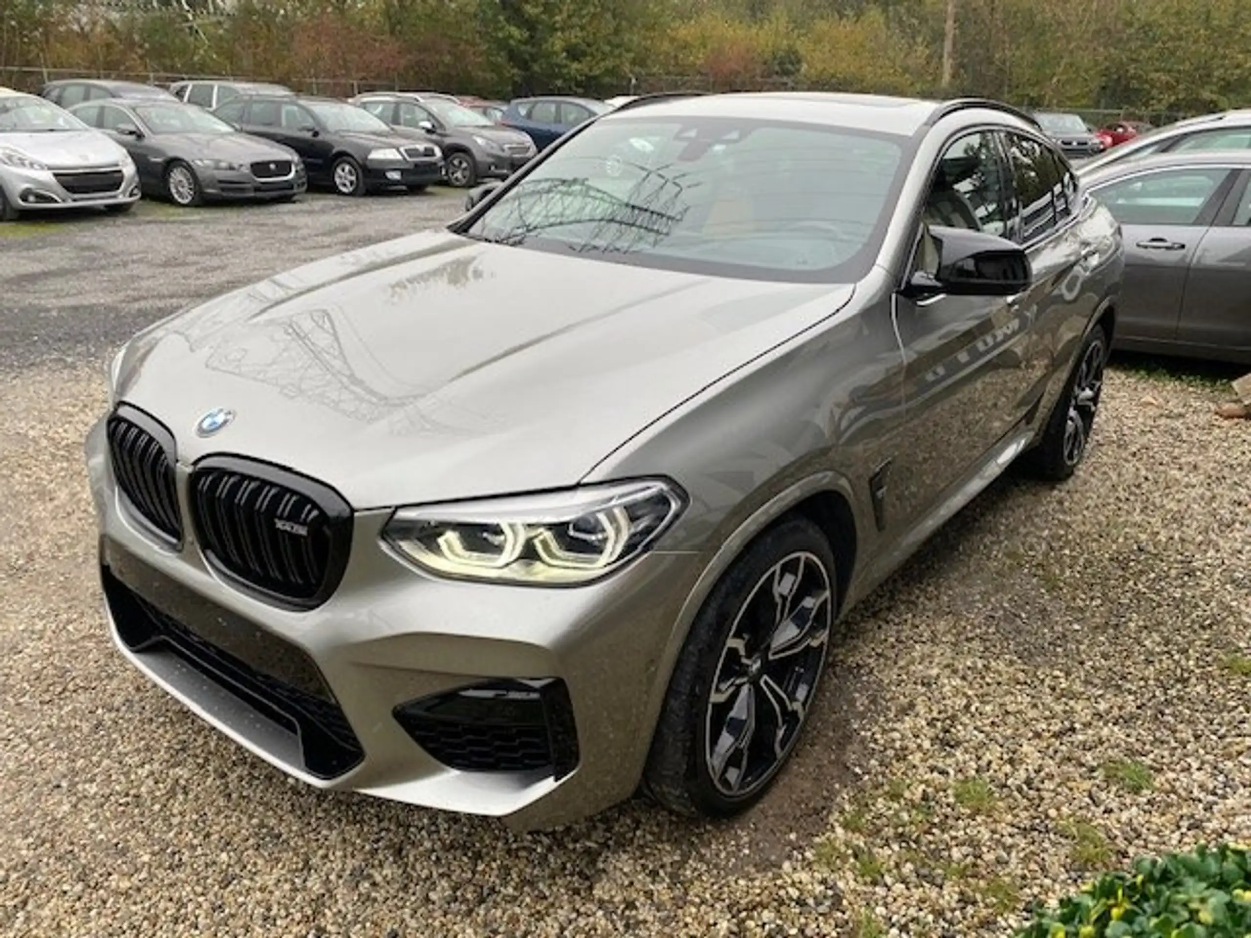 BMW - X4 M