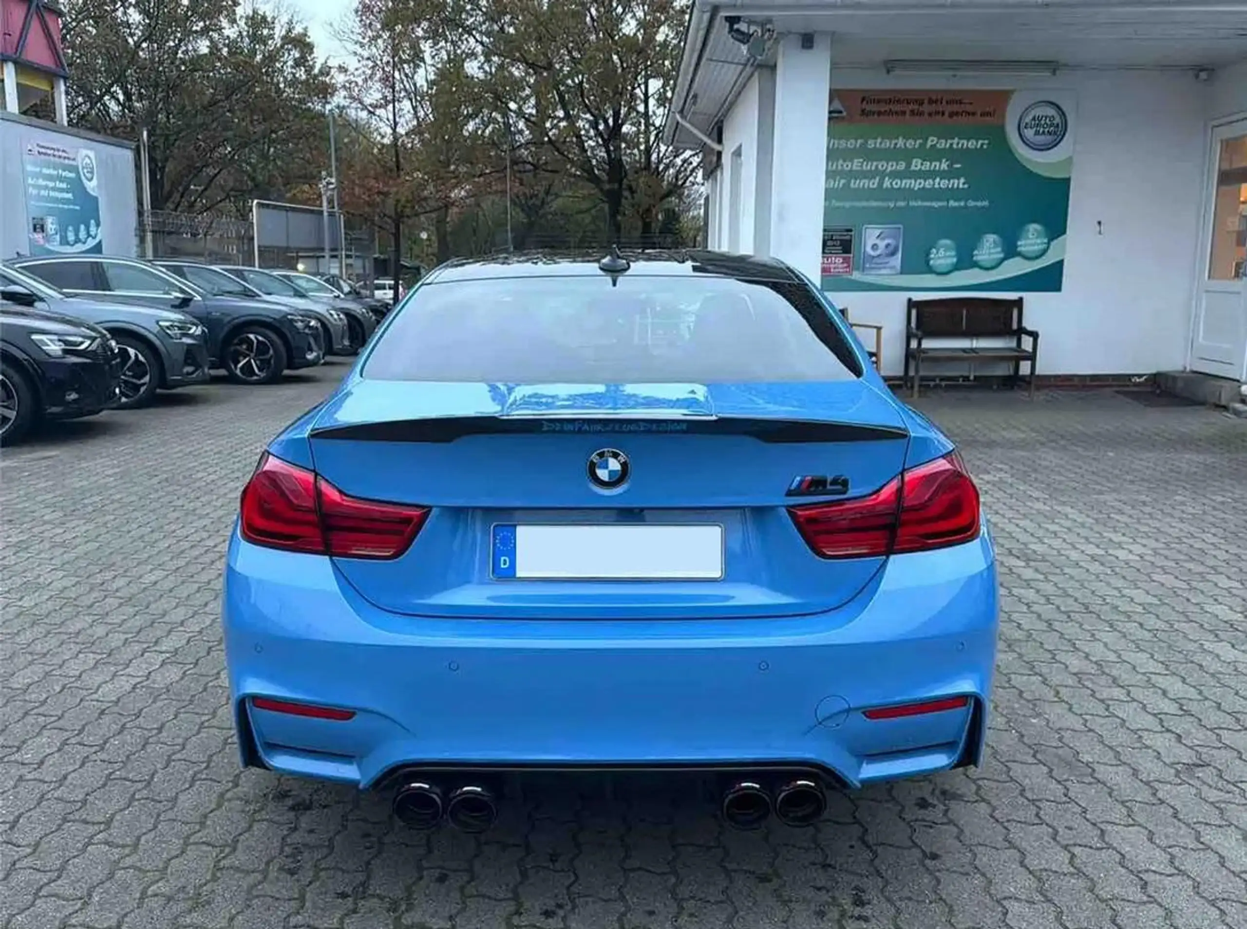 BMW - M4