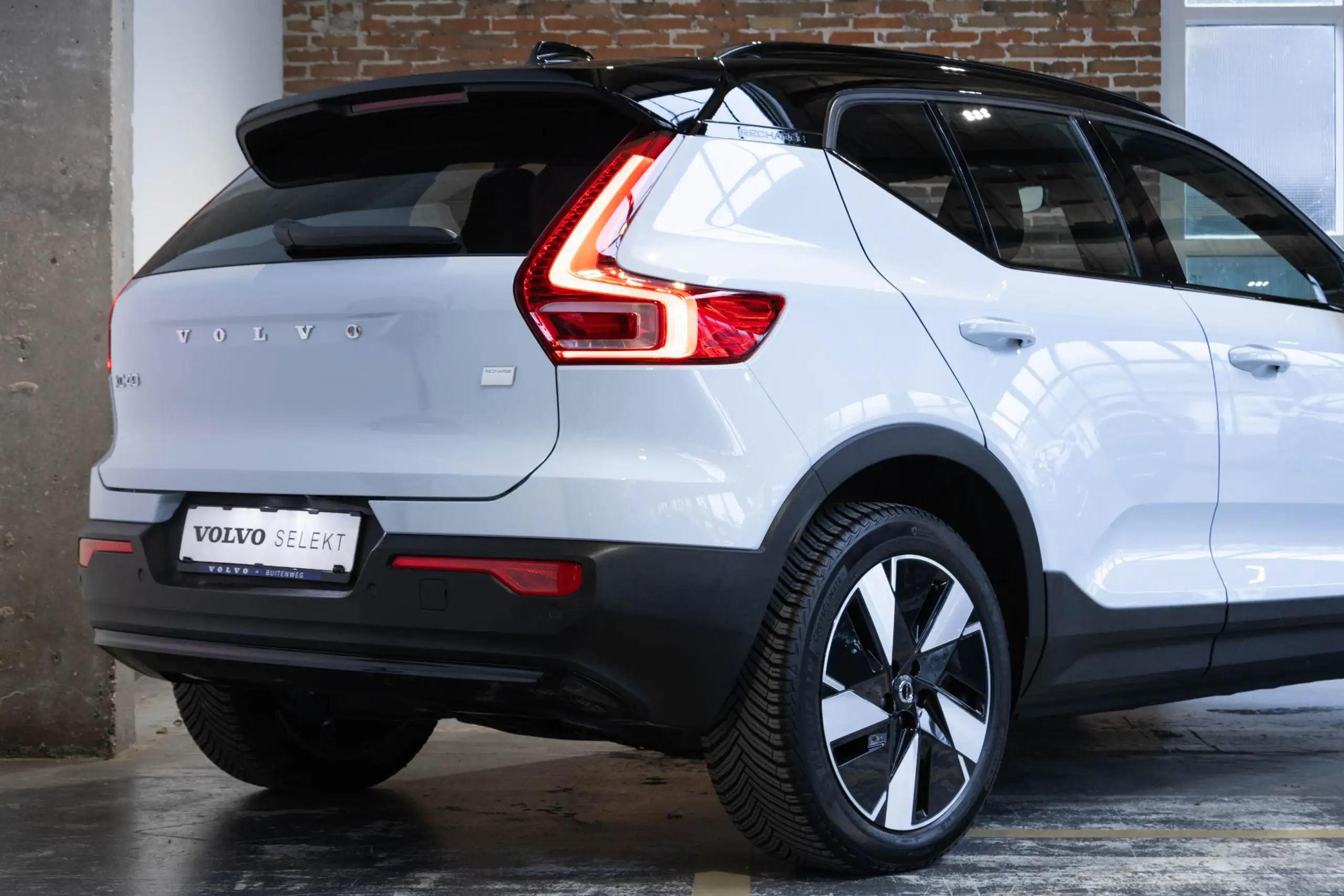 Volvo - XC40