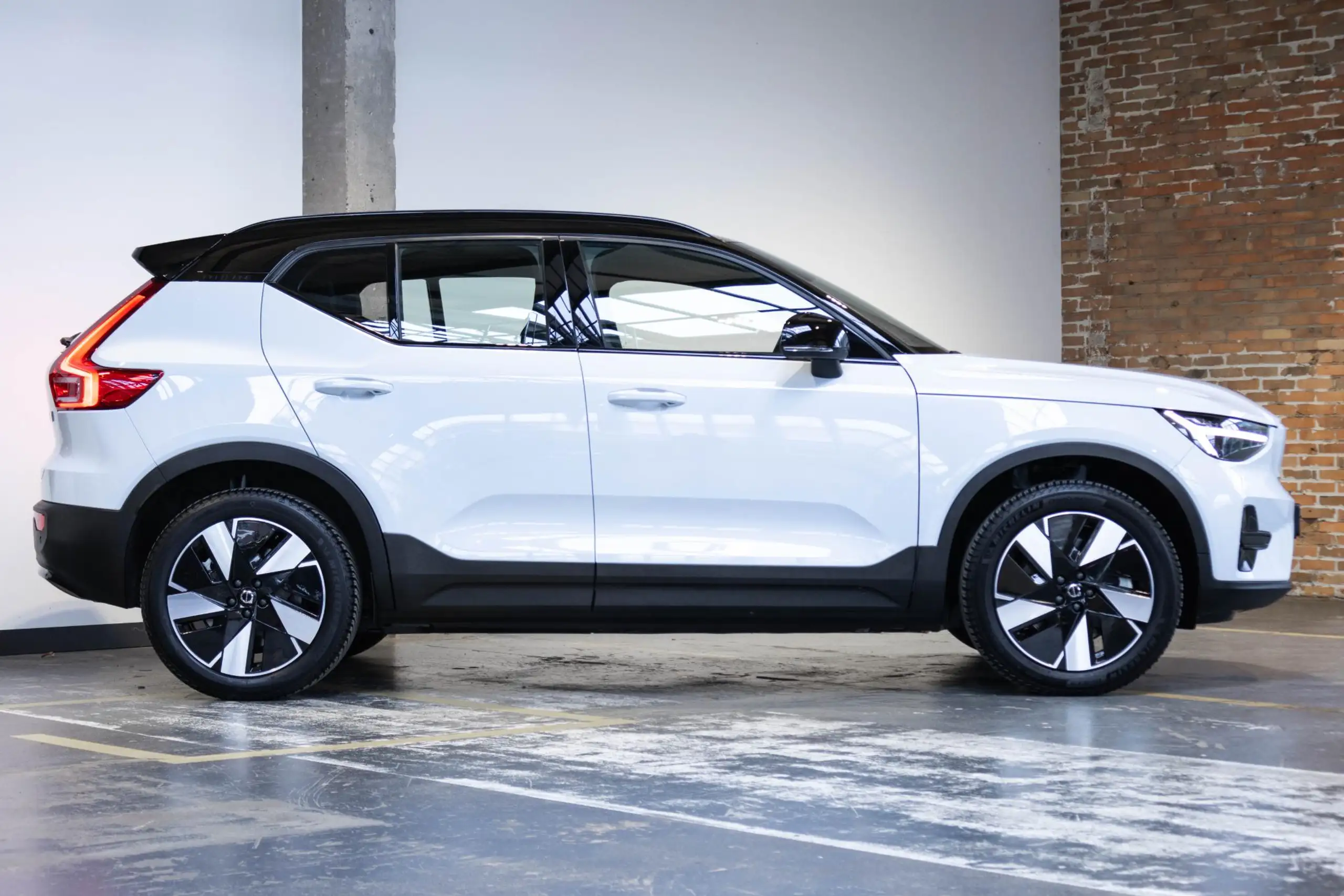 Volvo - XC40