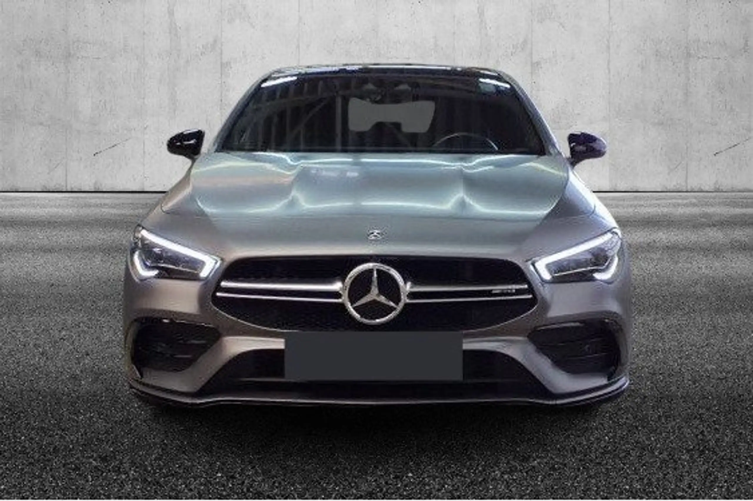 Mercedes-Benz - CLA 35 AMG