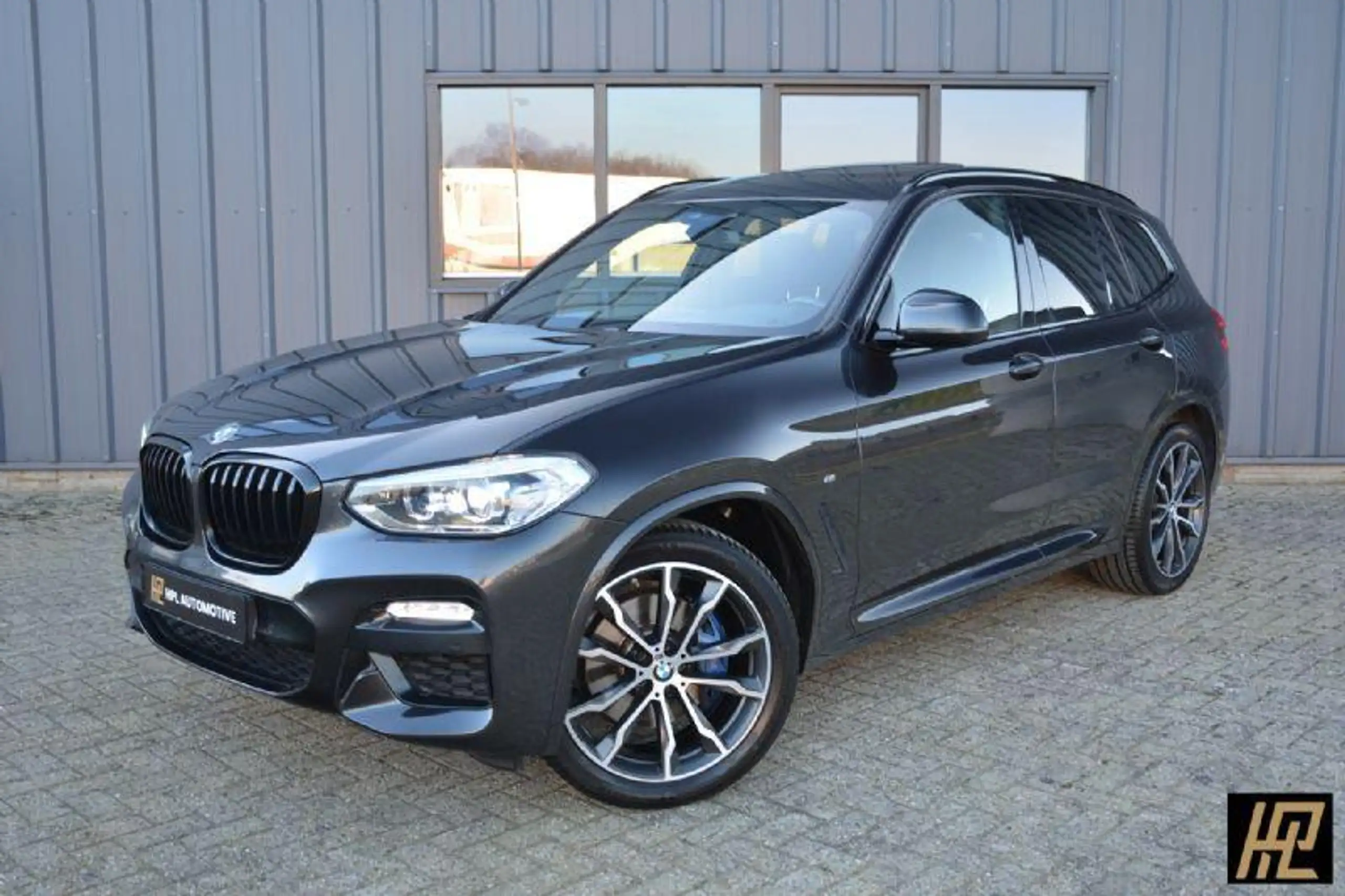 BMW - X3