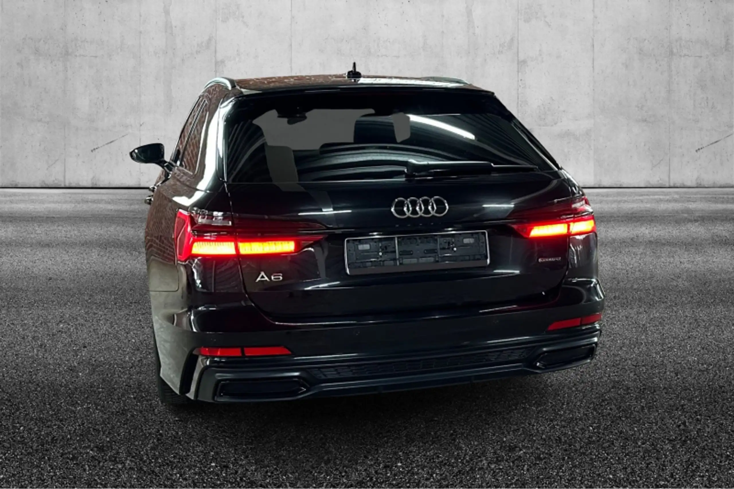 Audi - A6