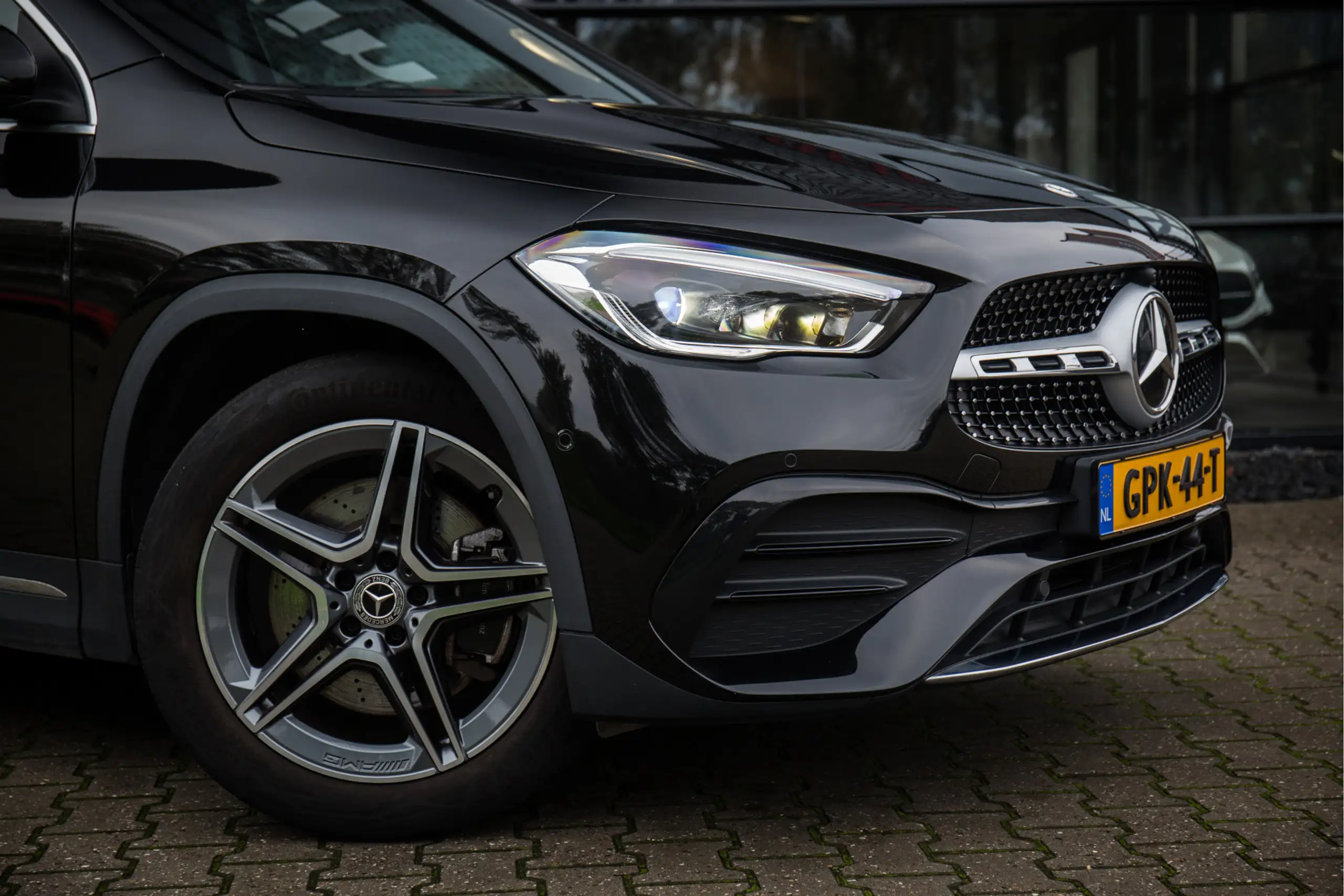 Mercedes-Benz - GLA 250