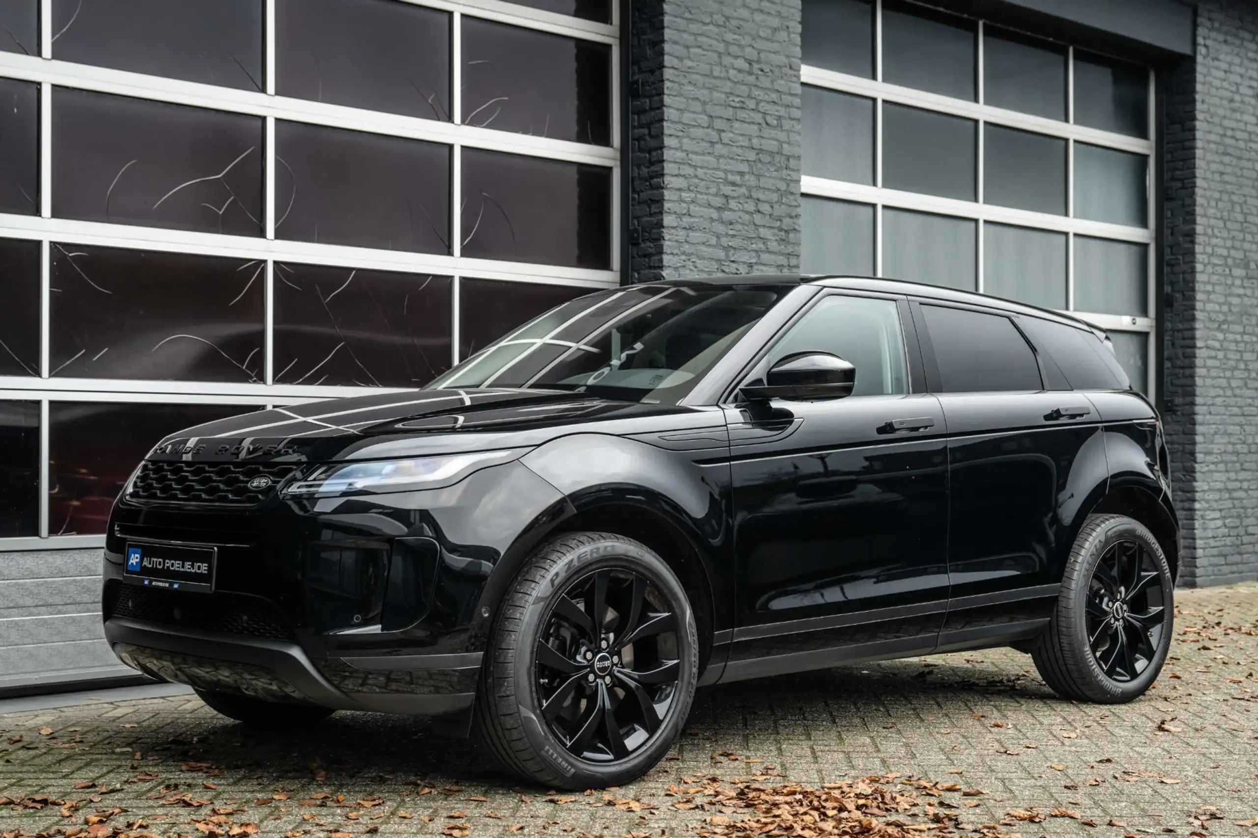 Land Rover - Range Rover Evoque