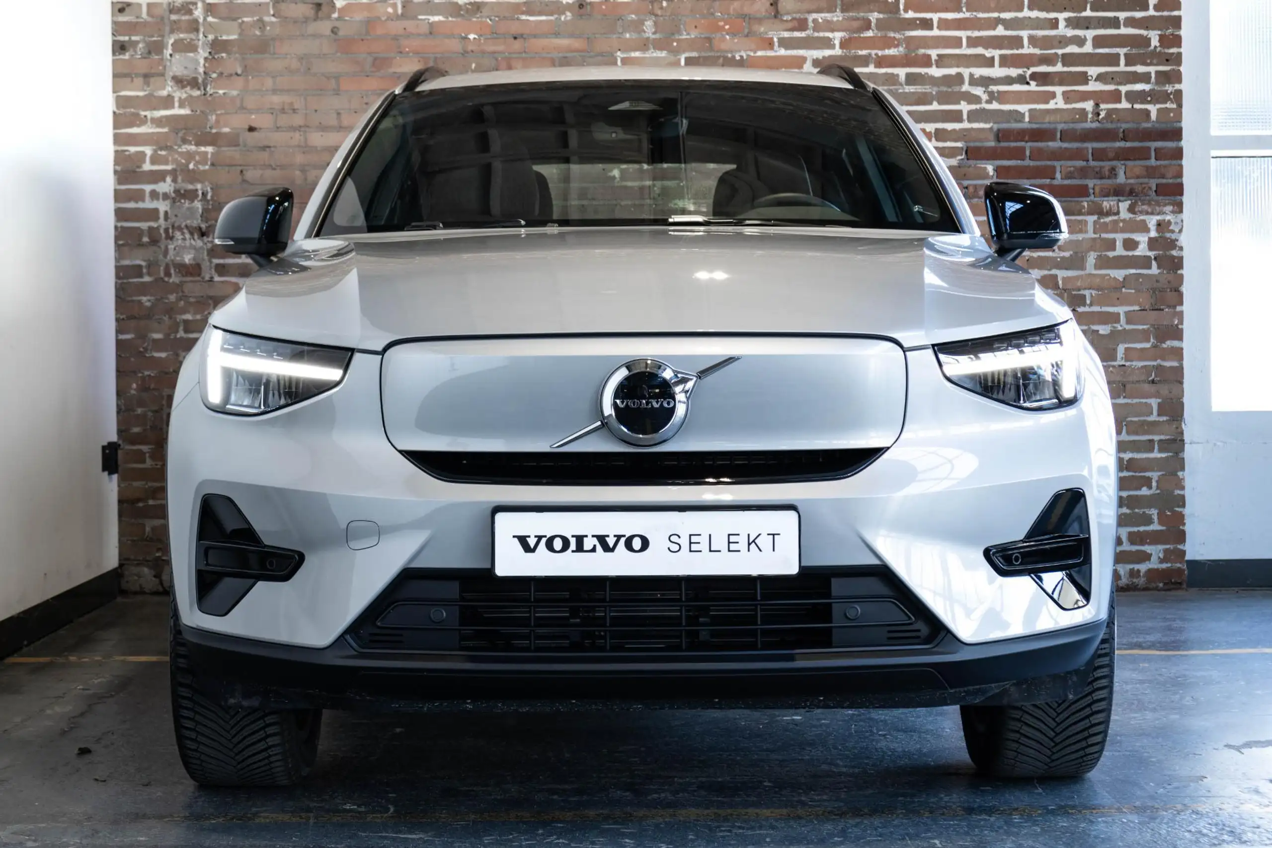 Volvo - XC40