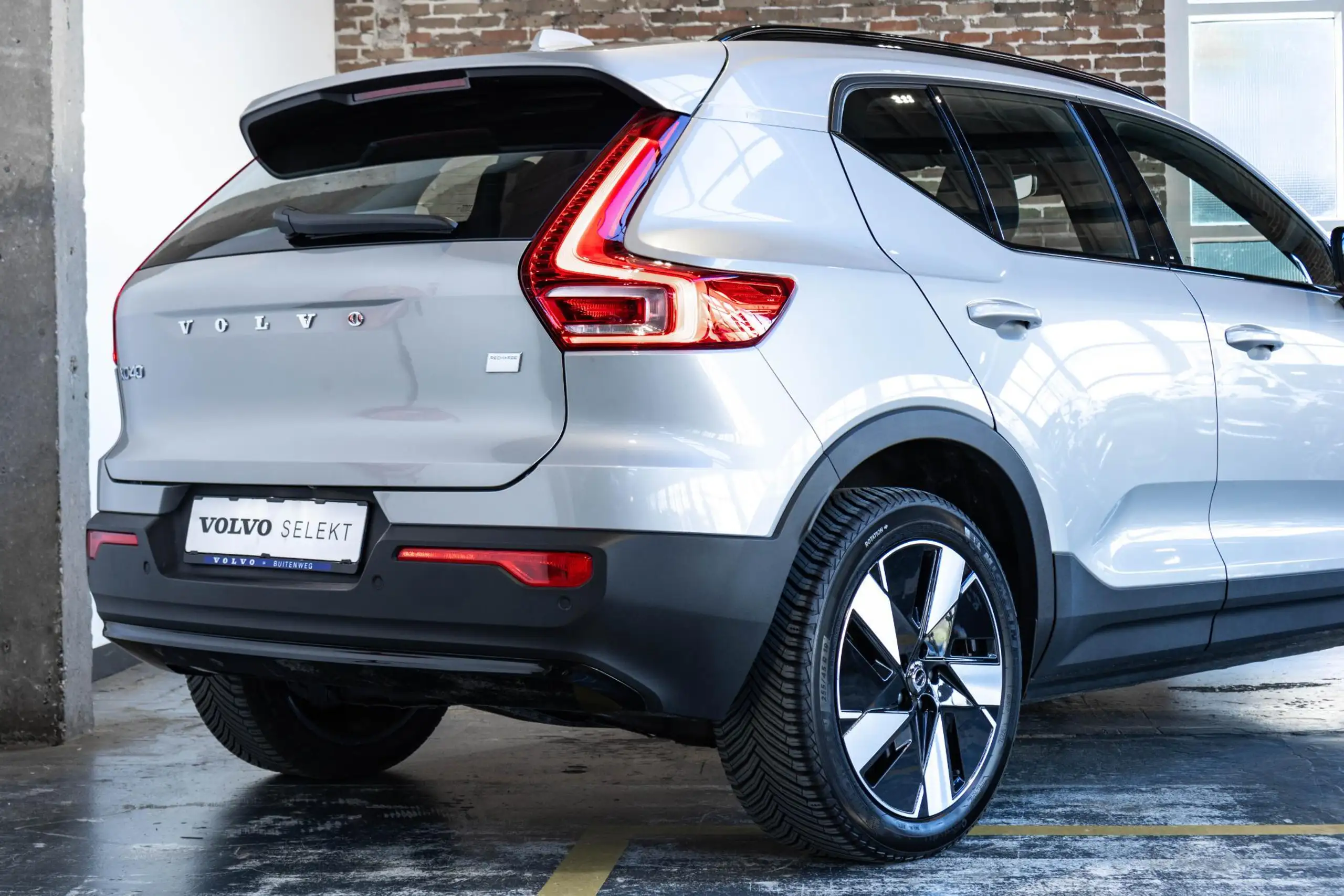 Volvo - XC40