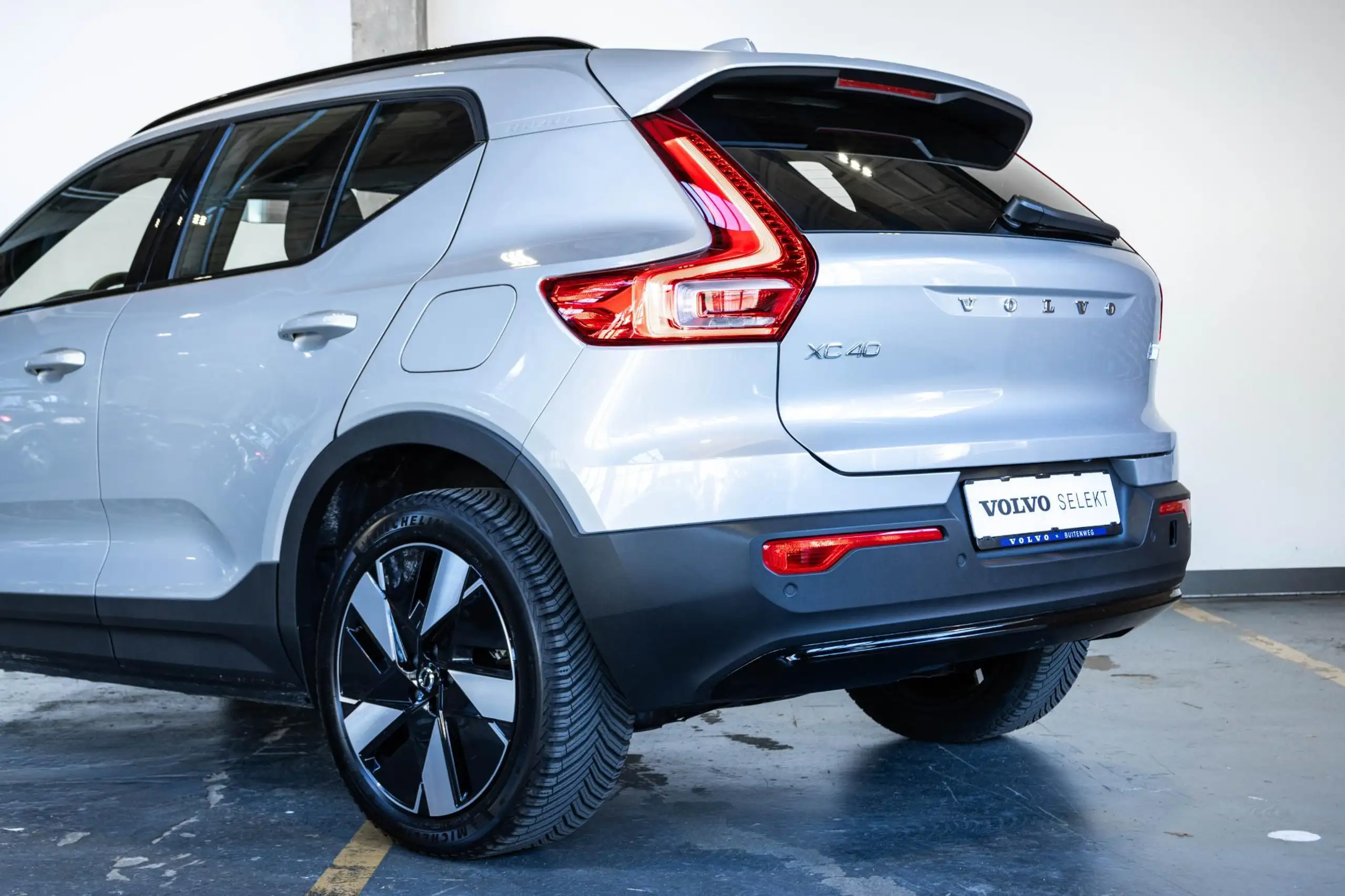 Volvo - XC40