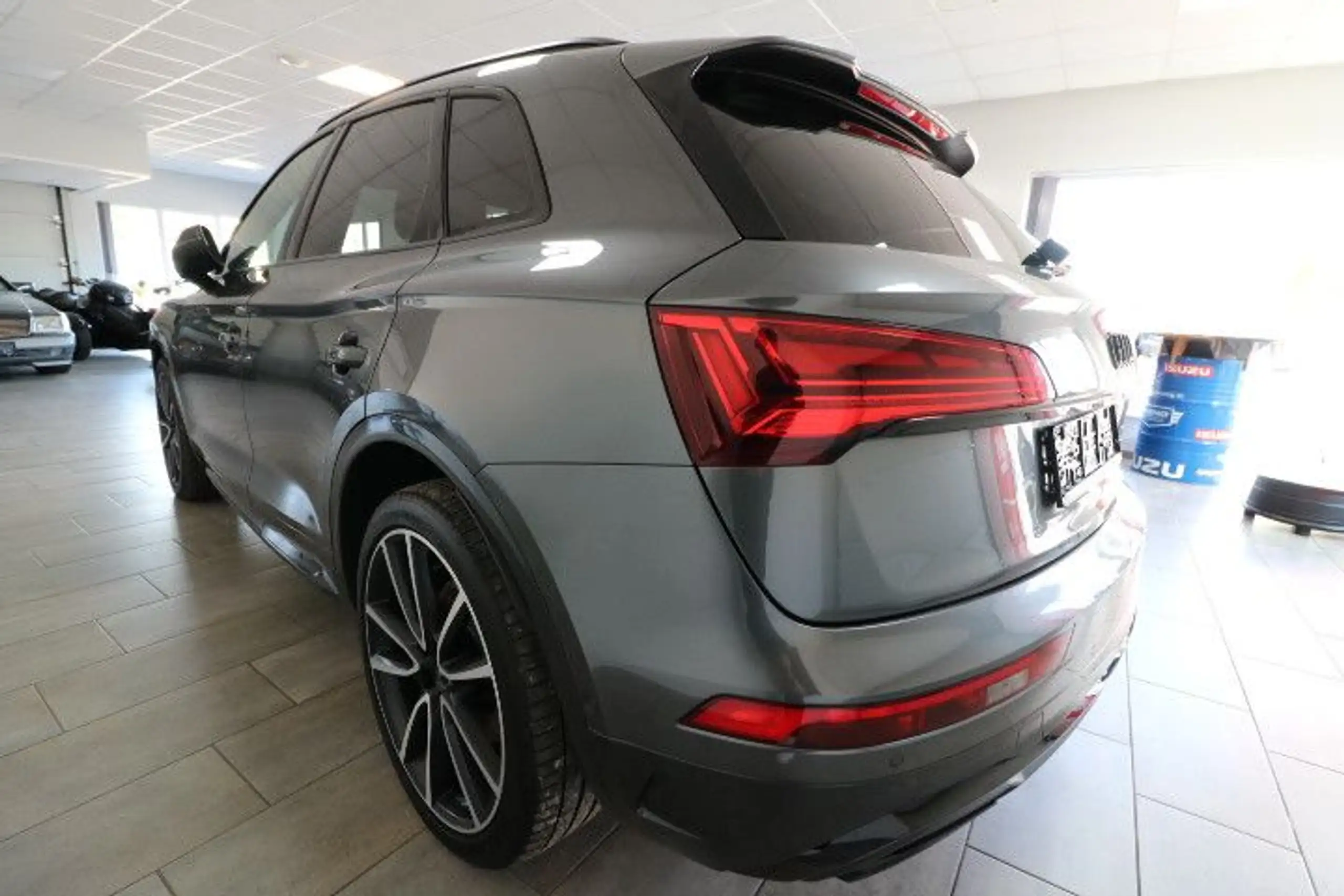 Audi - Q5