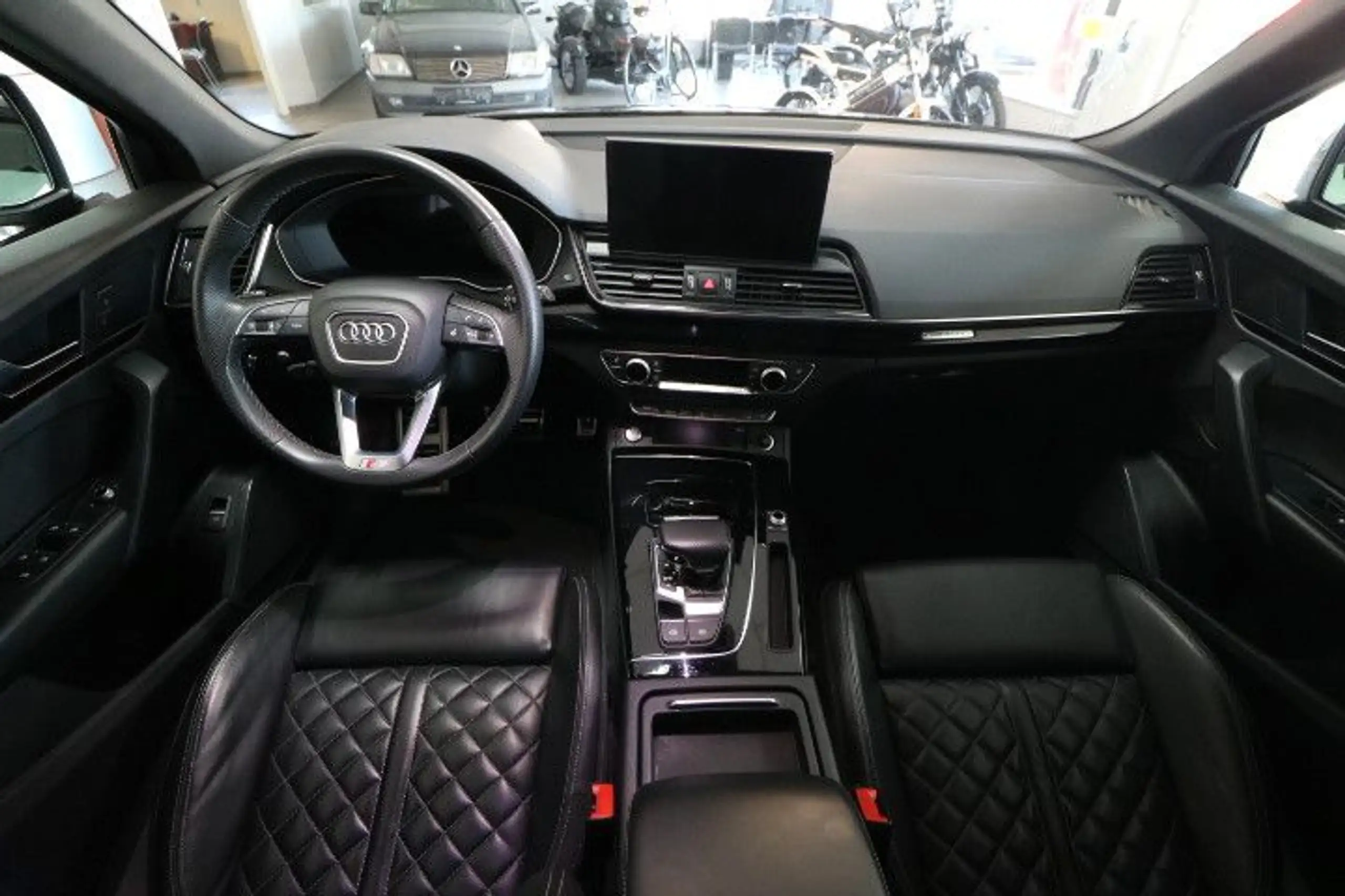 Audi - Q5