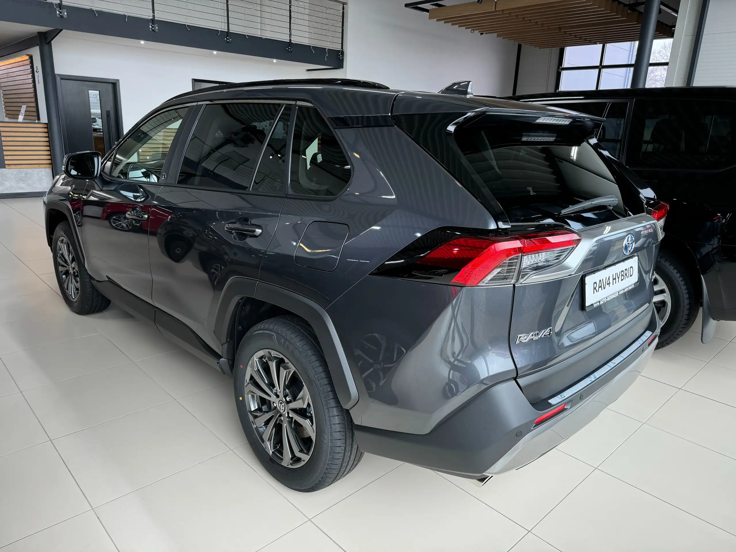 Toyota - RAV 4