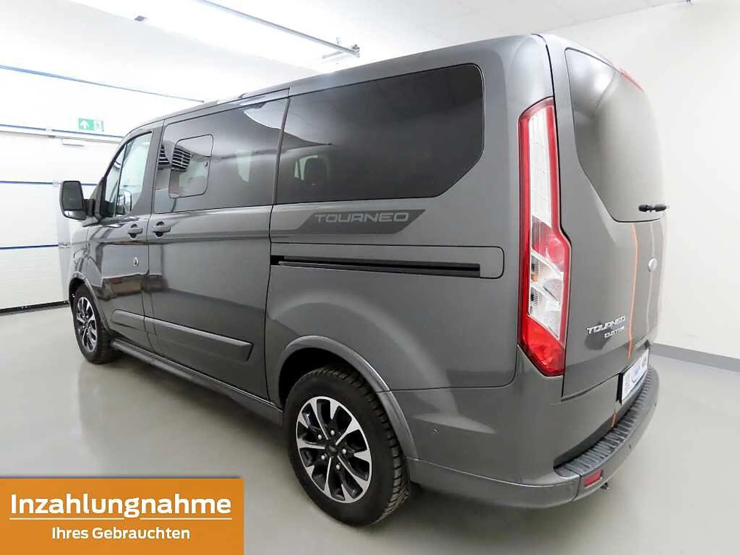 Ford - Tourneo Custom