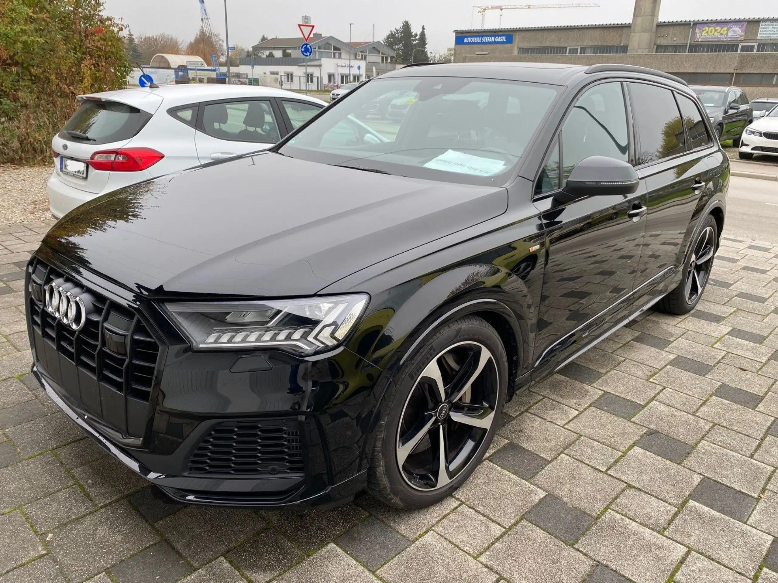 Audi - Q7