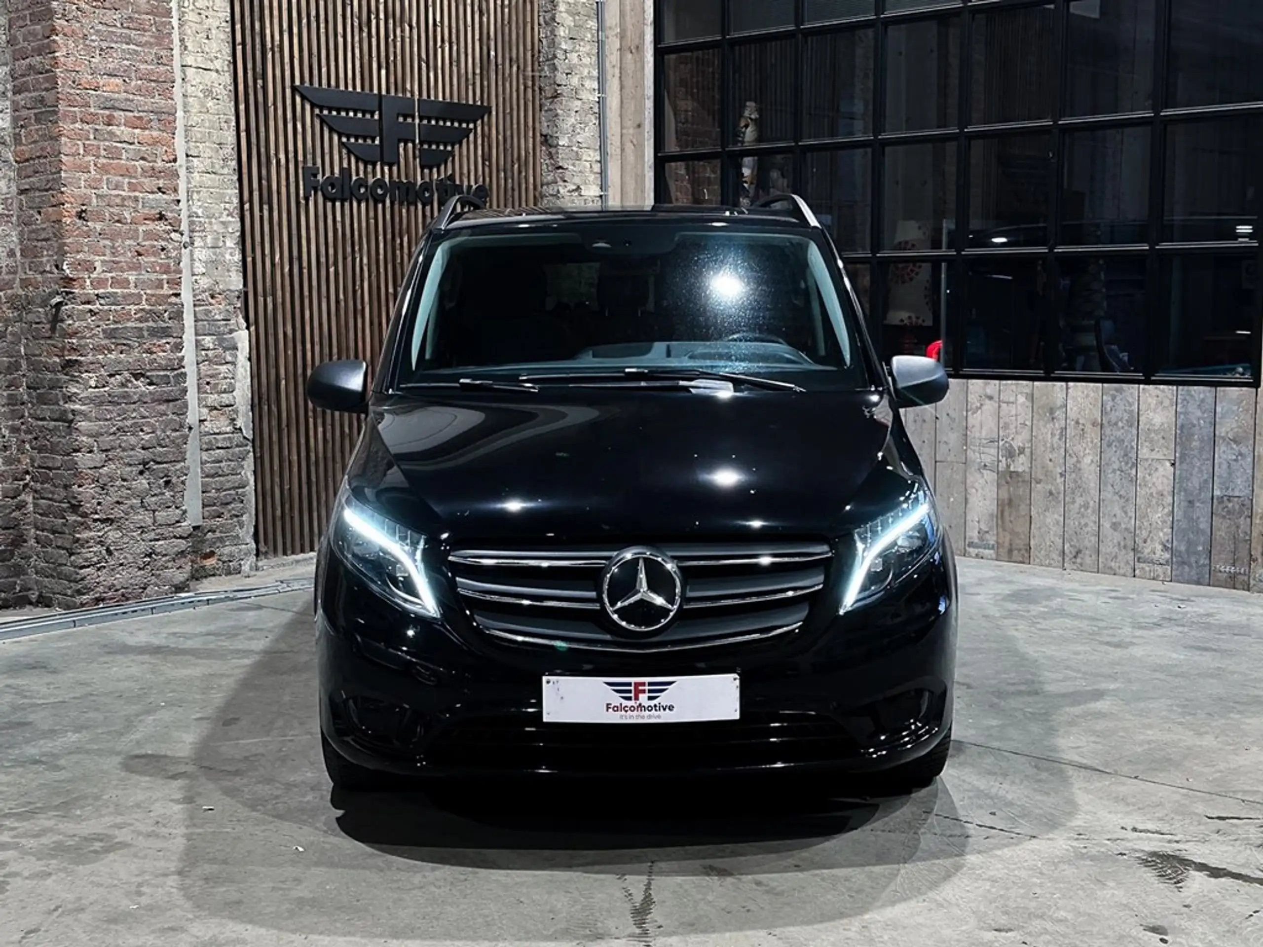 Mercedes-Benz - Vito