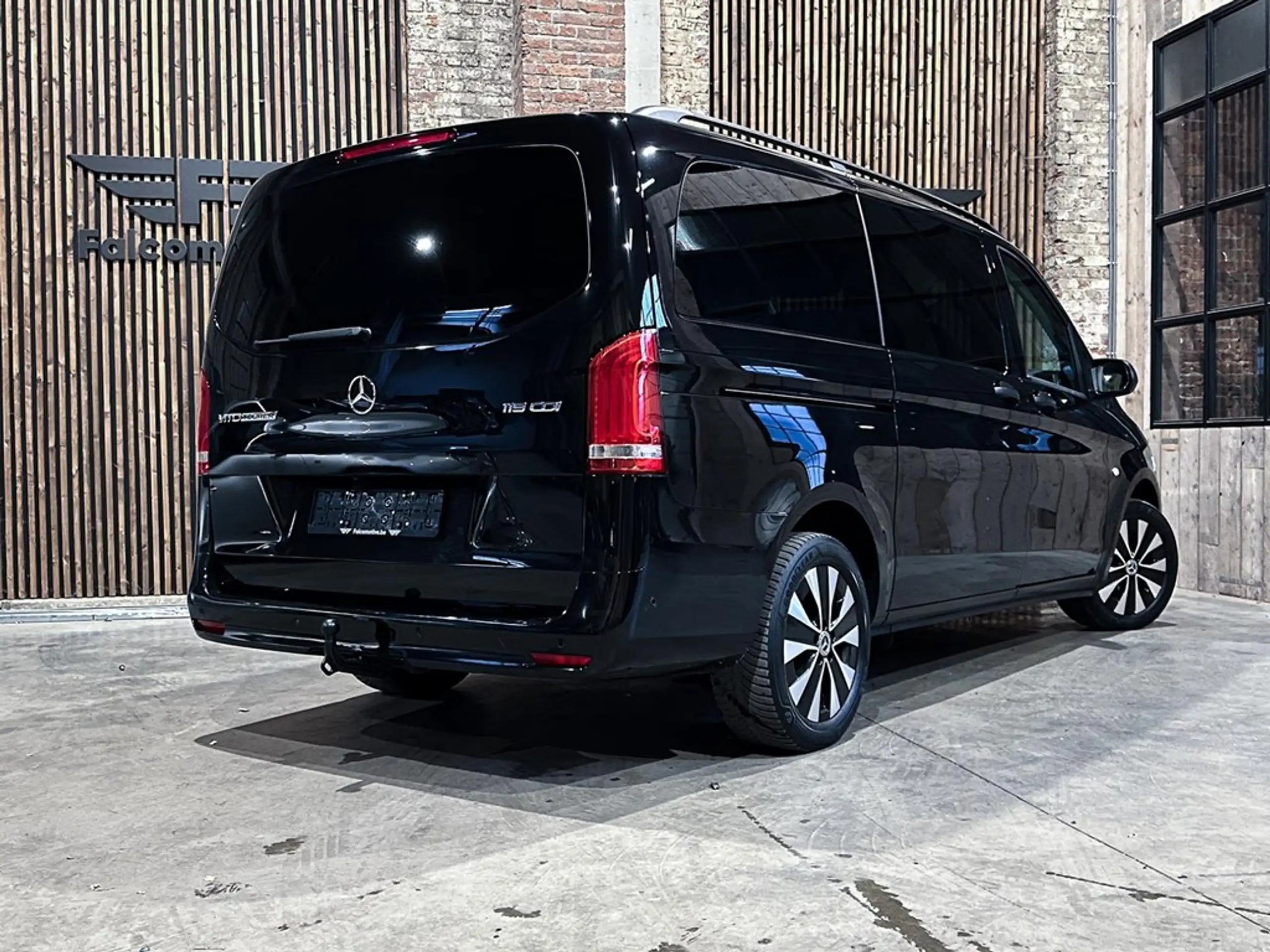 Mercedes-Benz - Vito