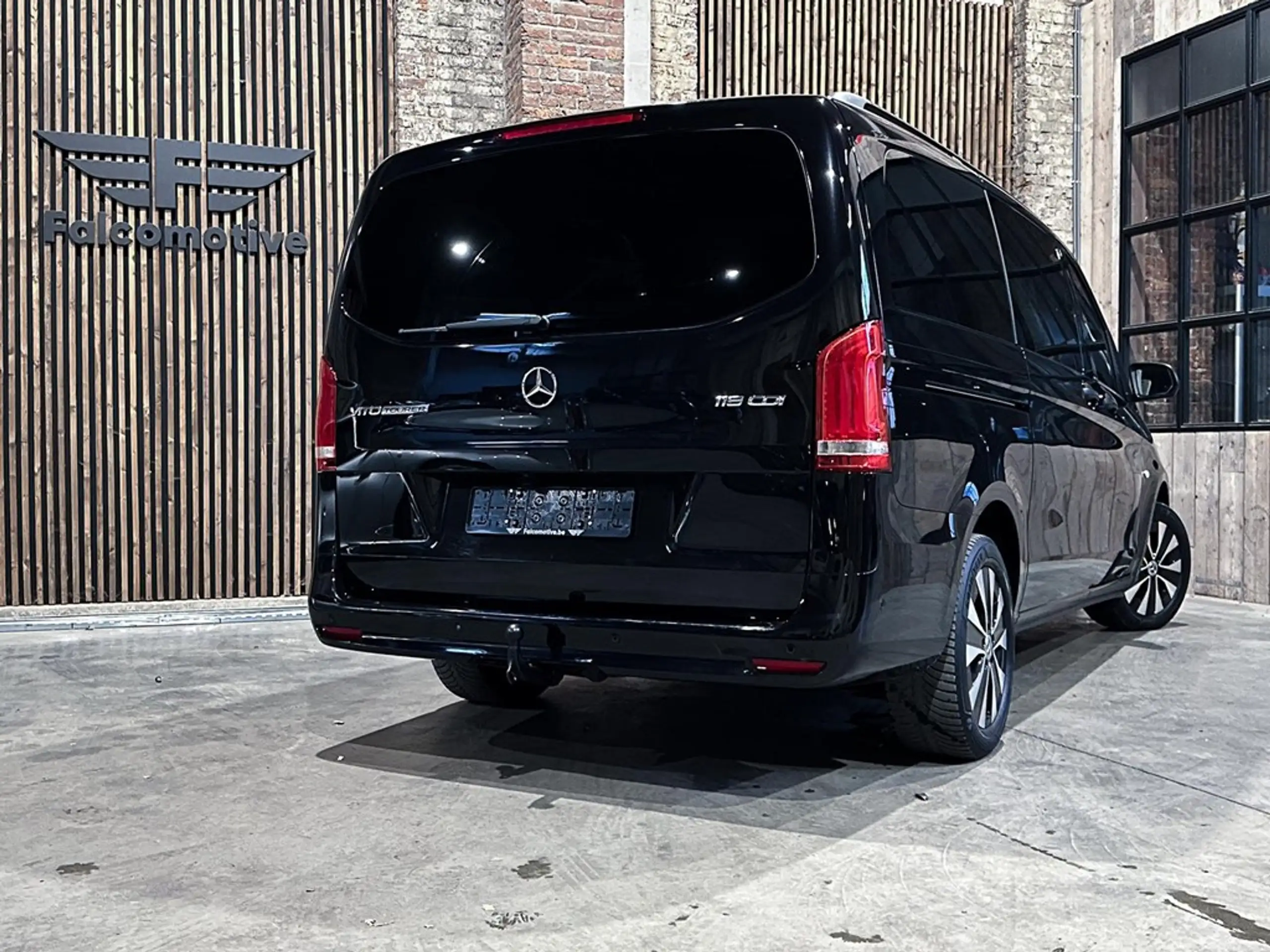 Mercedes-Benz - Vito