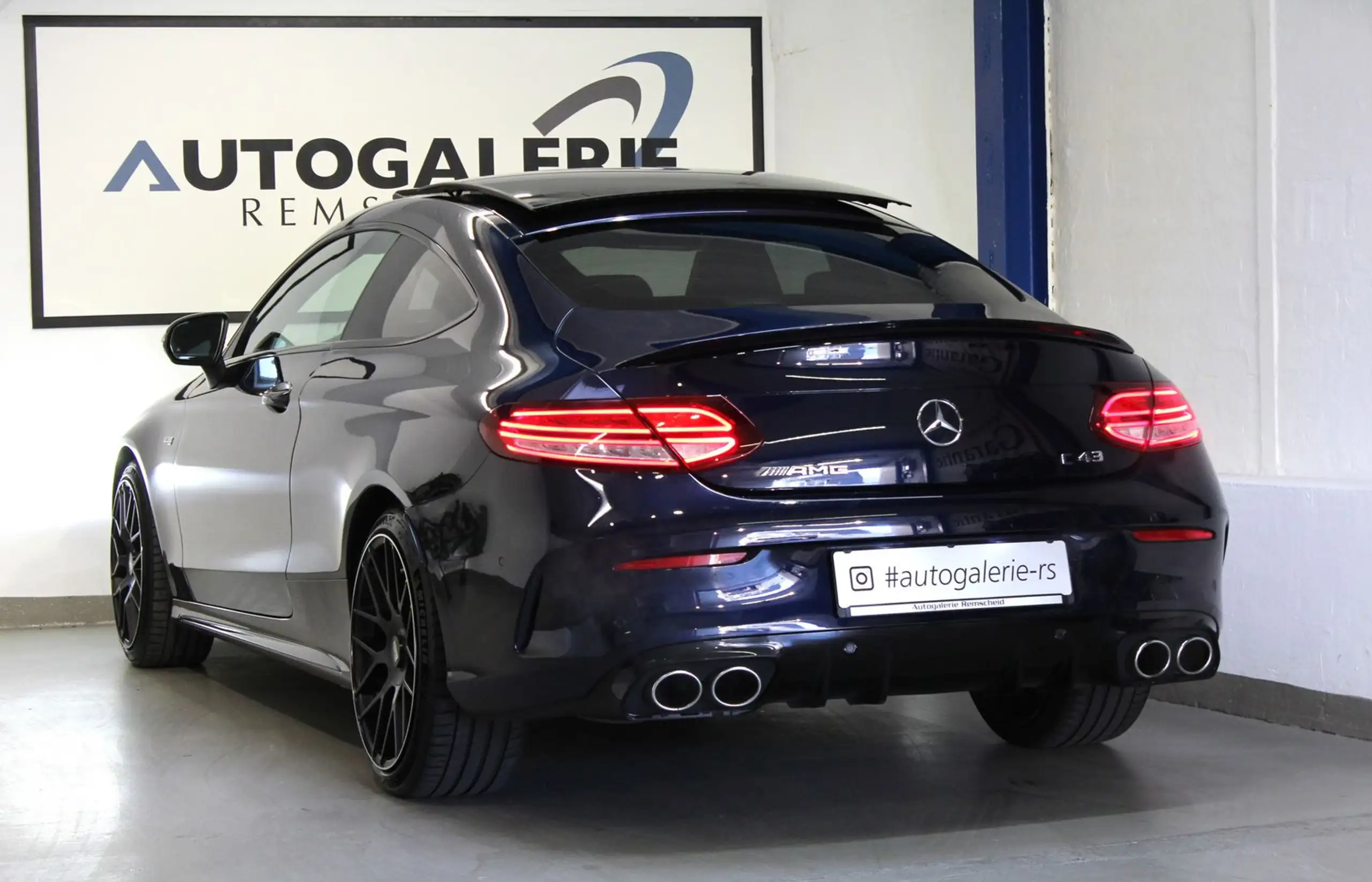 Mercedes-Benz - C 43 AMG