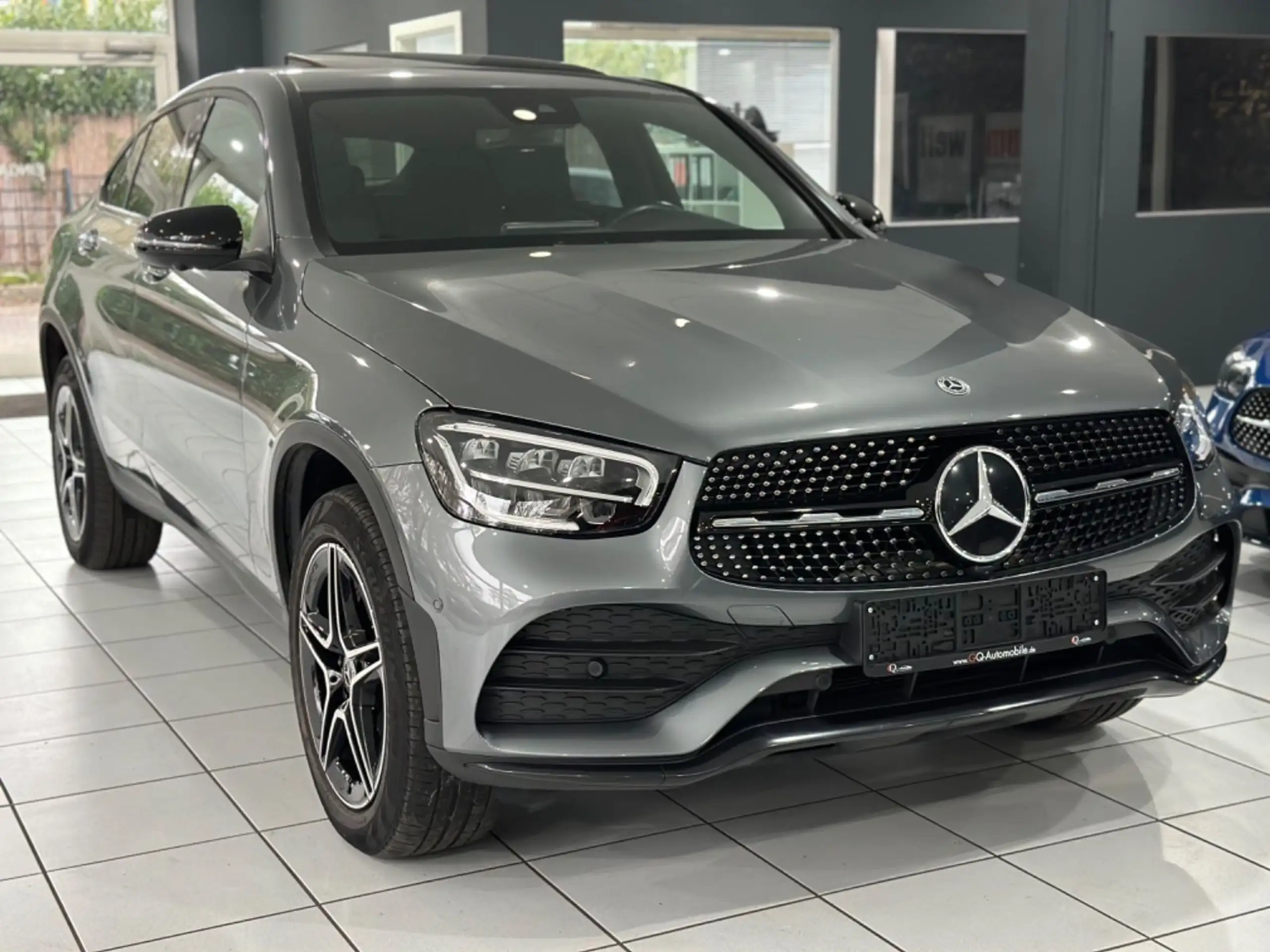 Mercedes-Benz - GLC 300