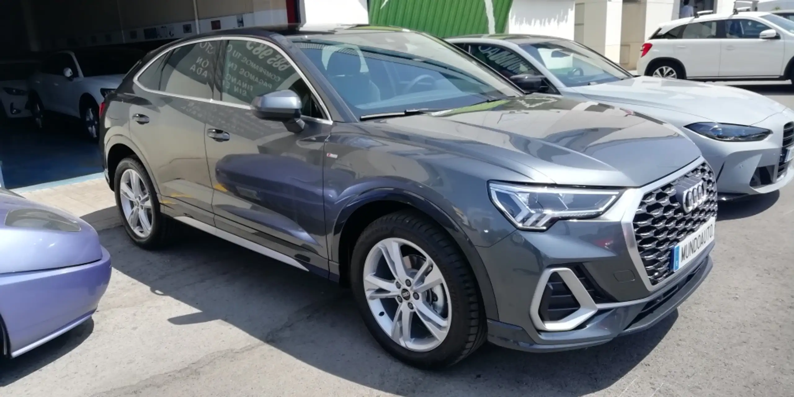 Audi - Q3