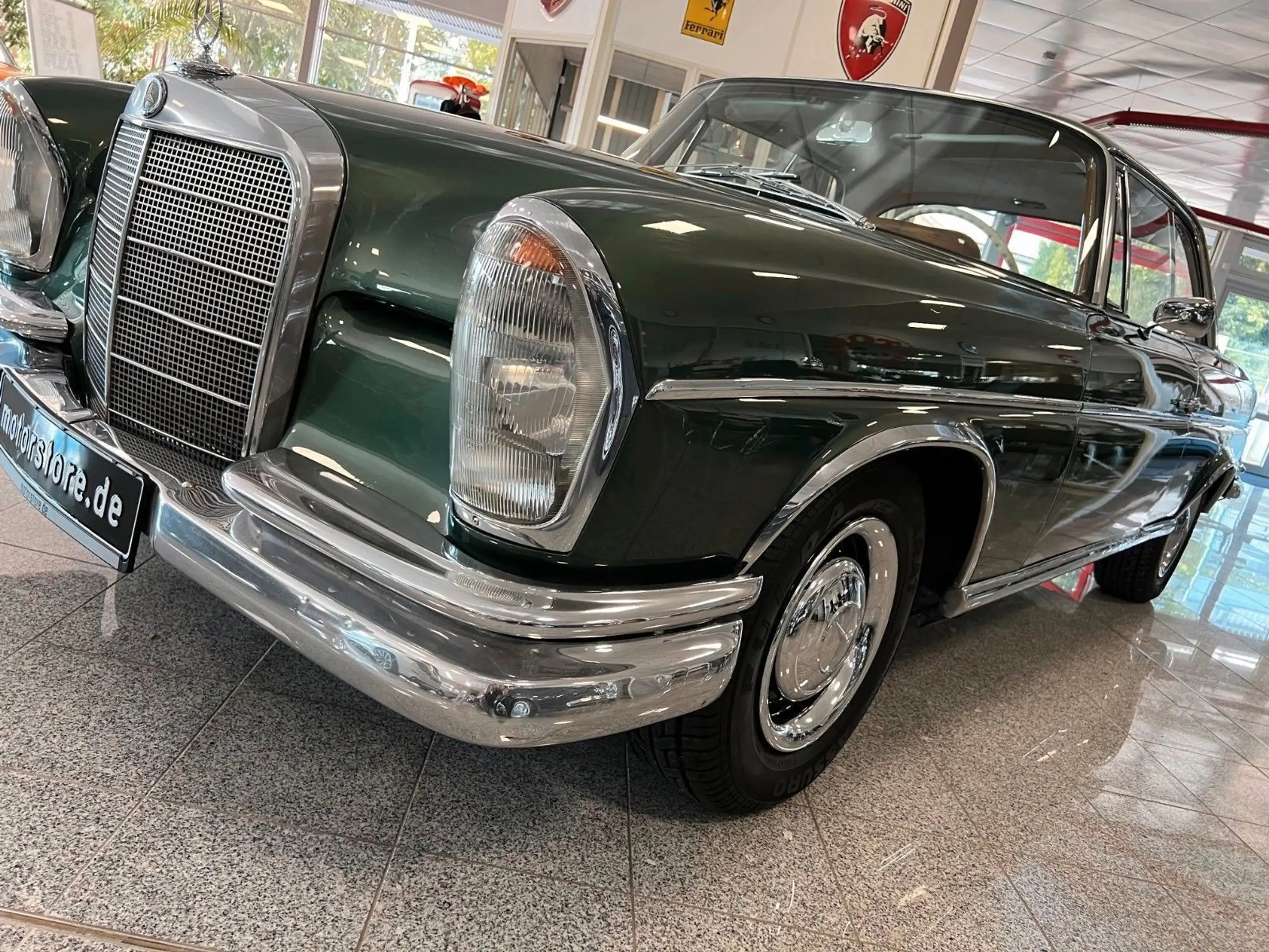 Mercedes-Benz 300 1964