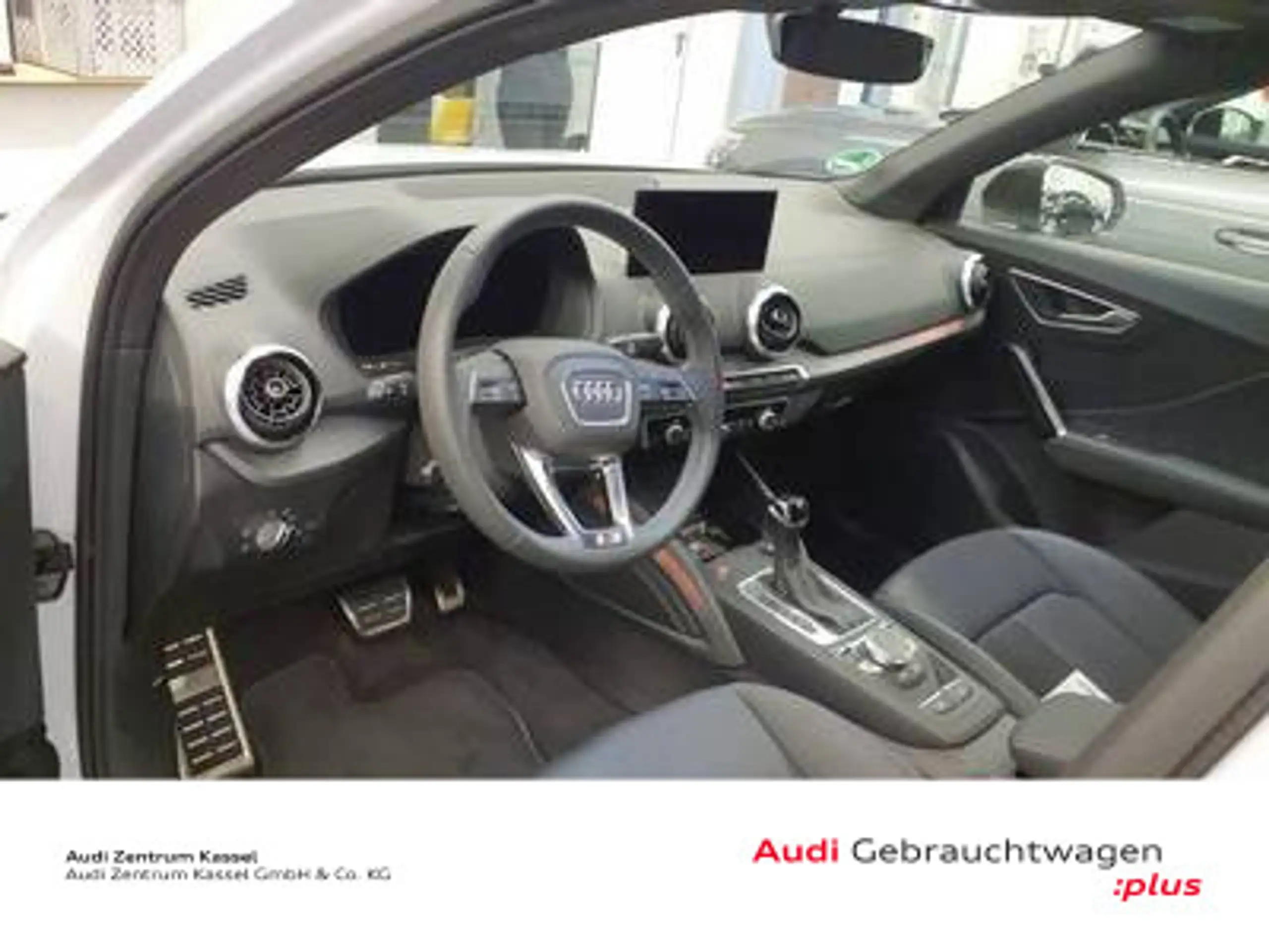 Audi - SQ2