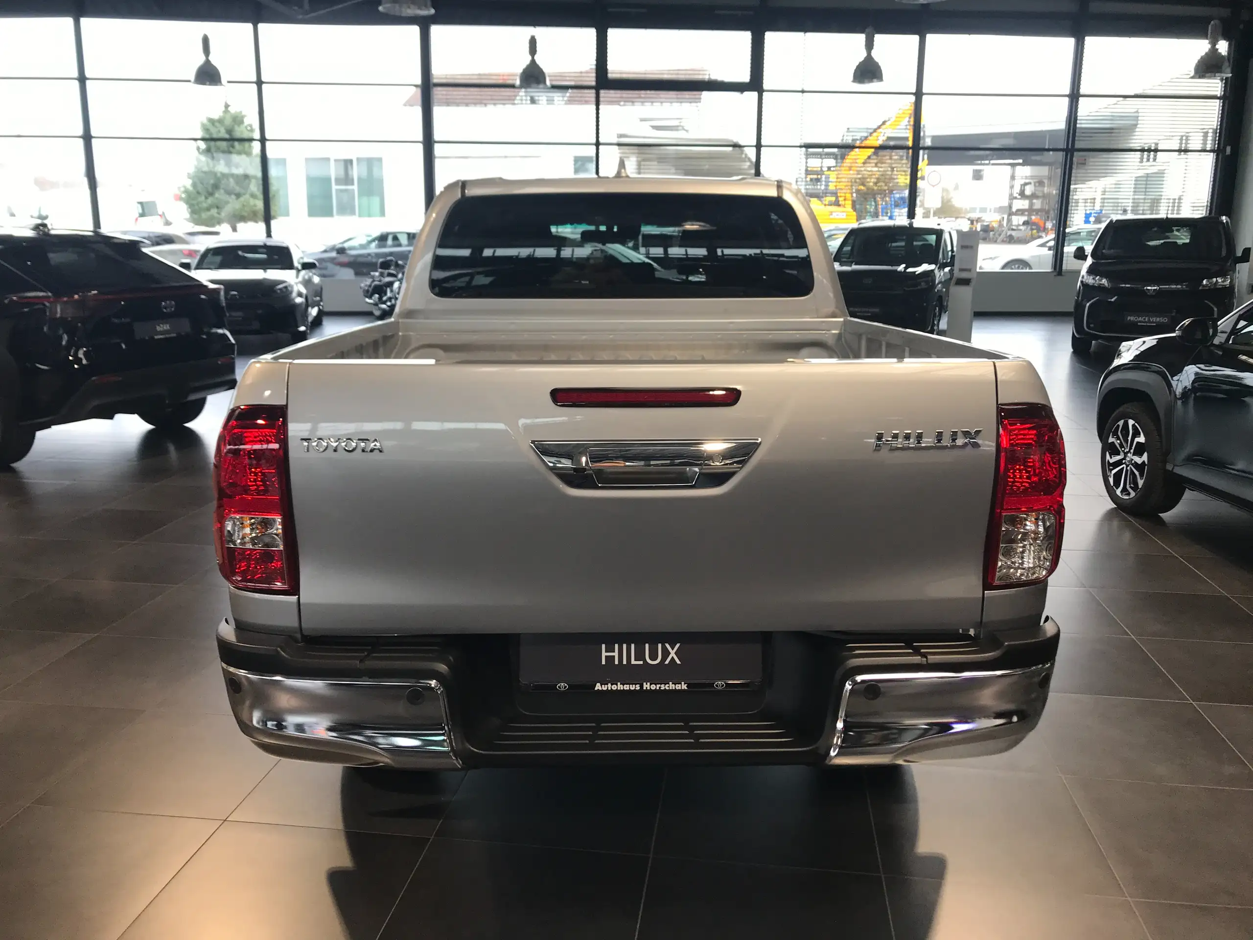 Toyota - Hilux