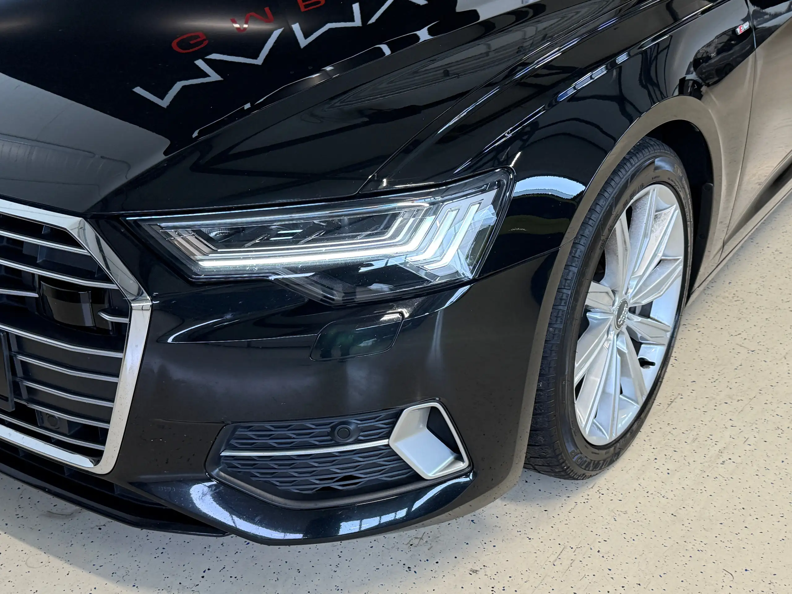 Audi - A6