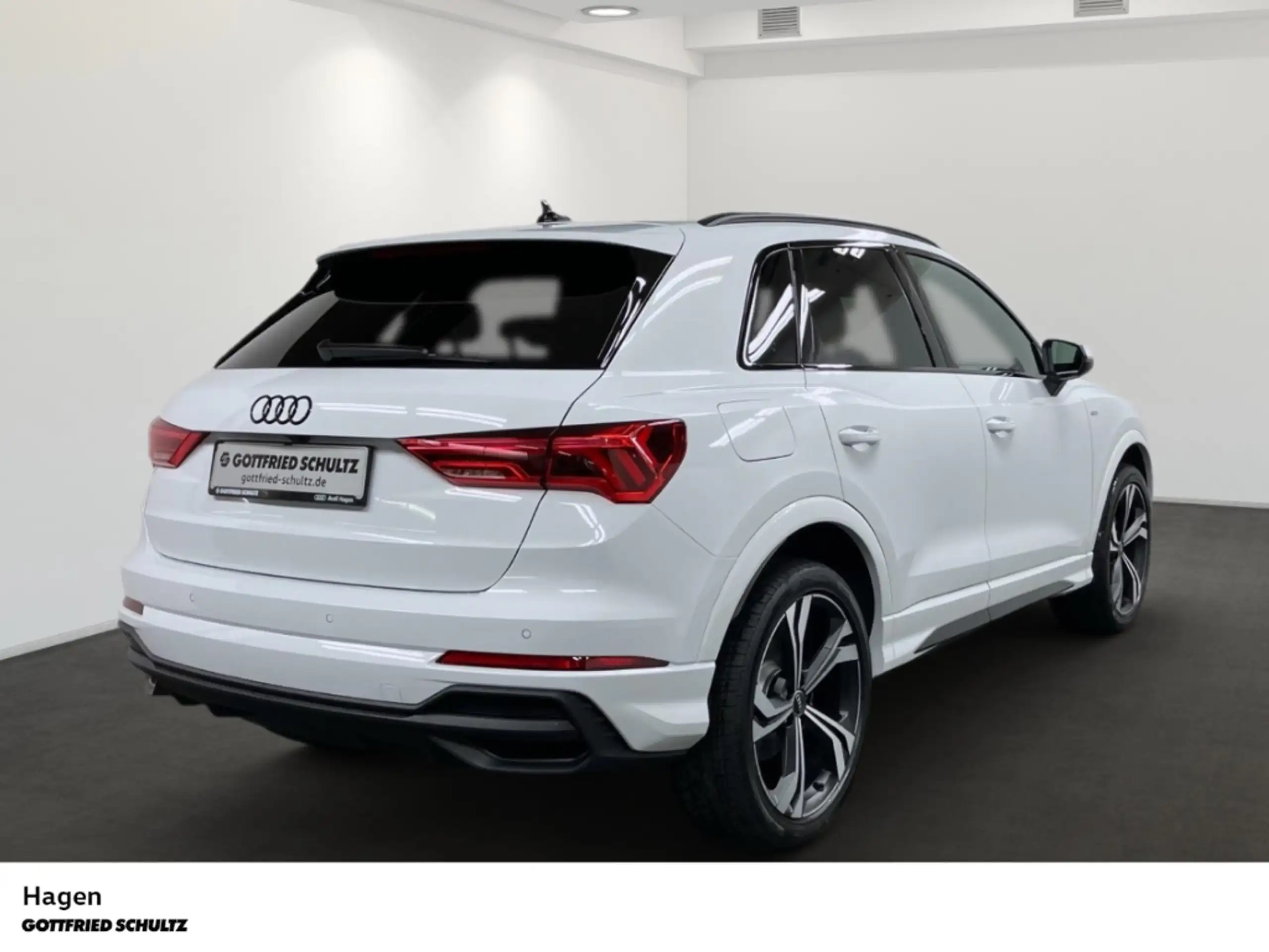 Audi - Q3