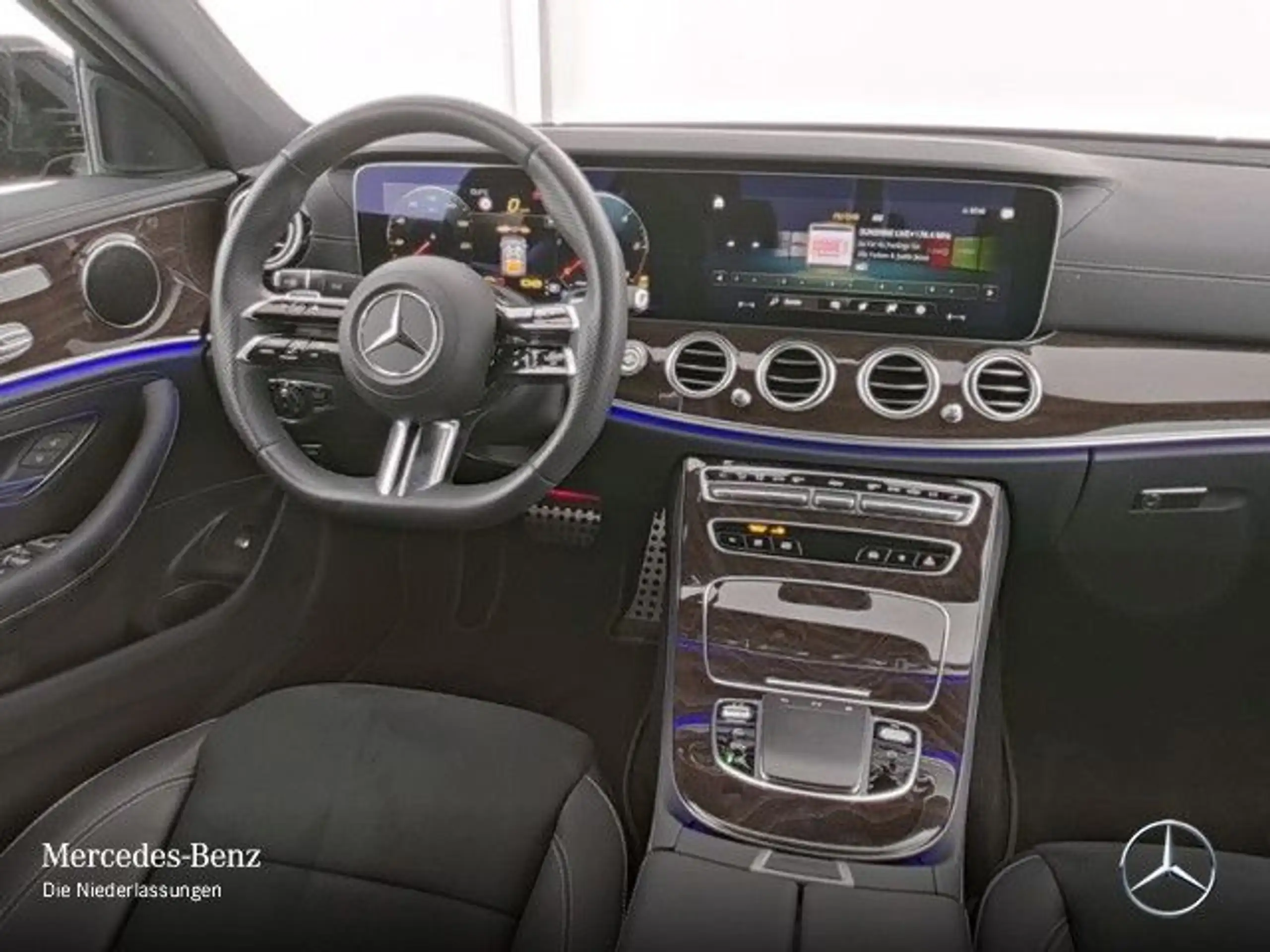 Mercedes-Benz - E 220