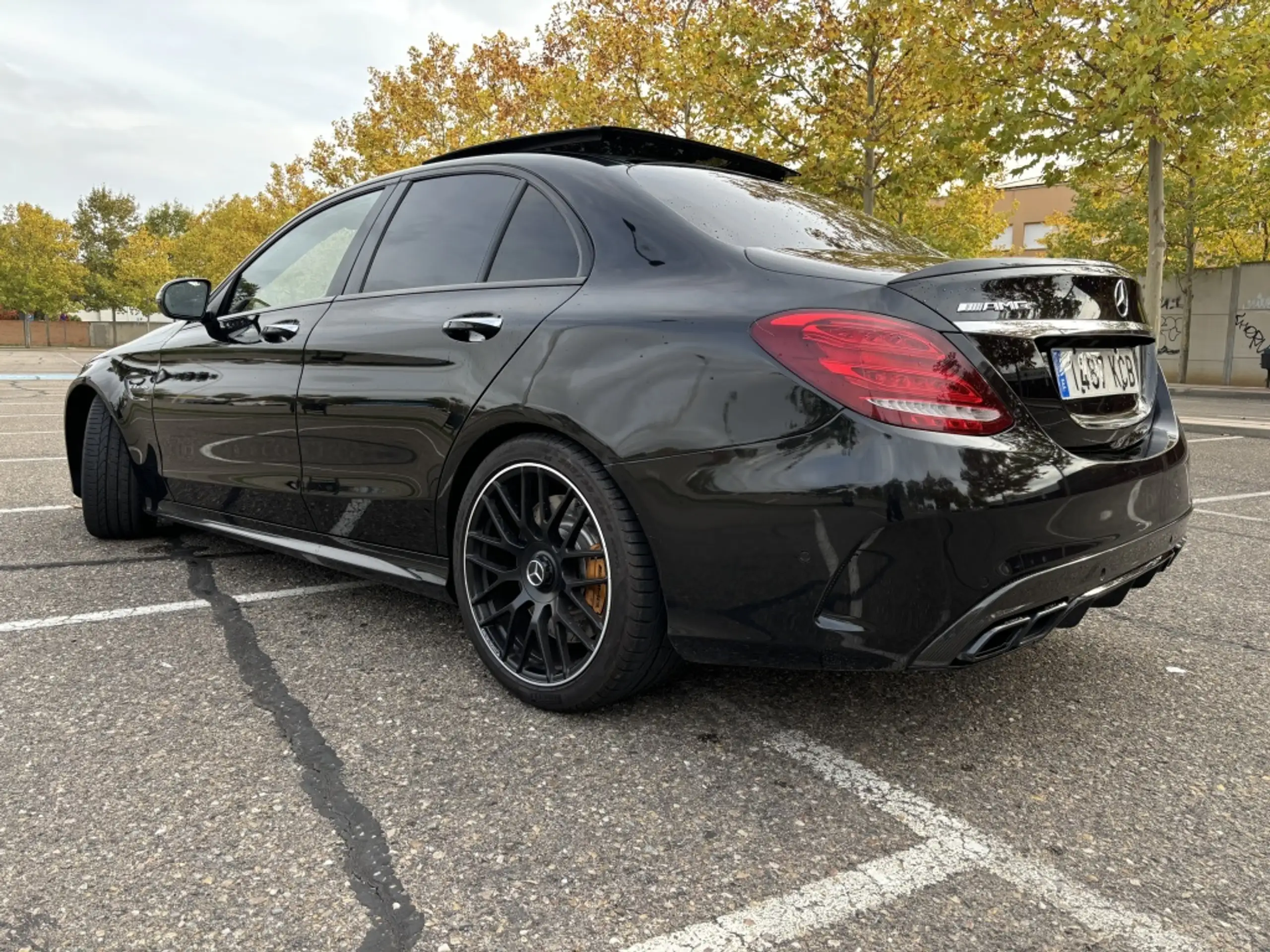 Mercedes-Benz - C 63 AMG