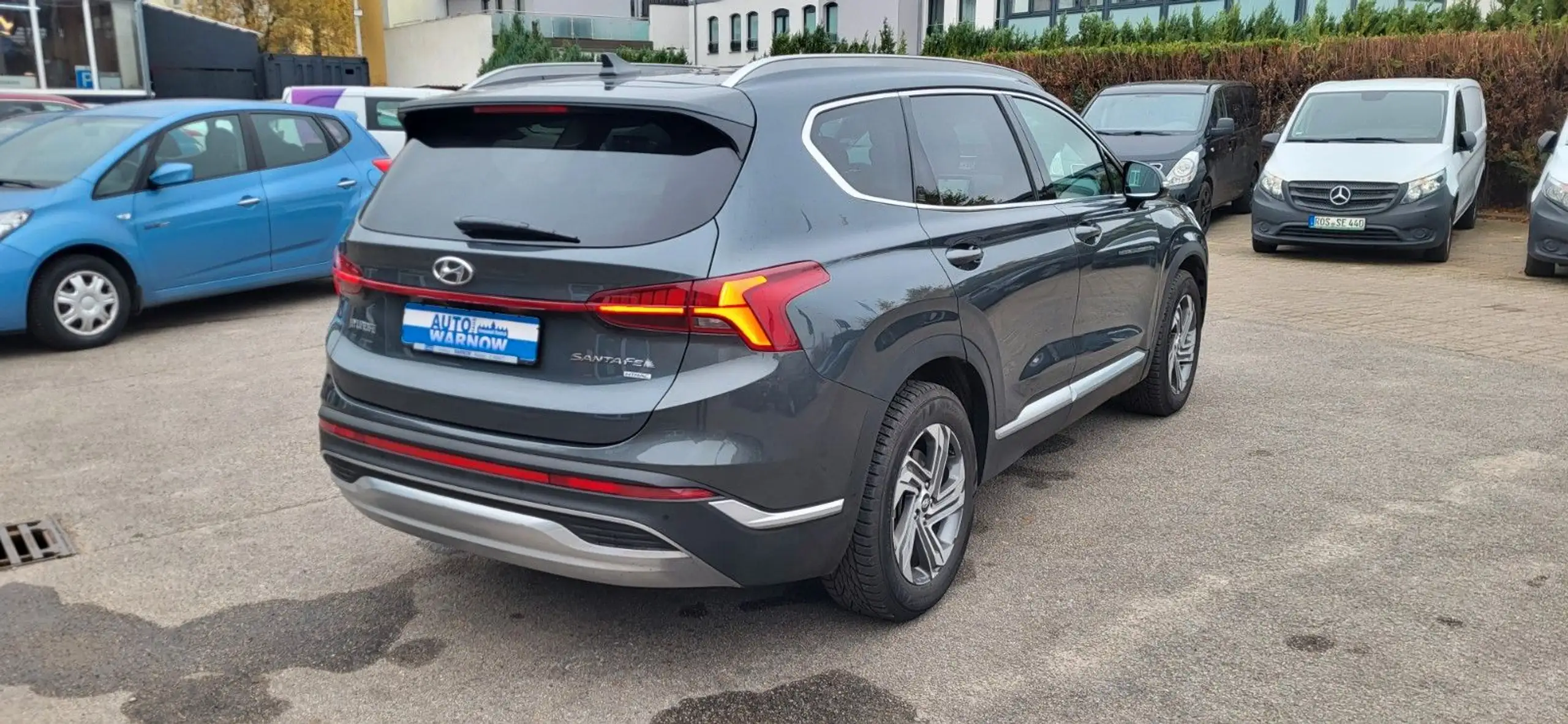 Hyundai - SANTA FE