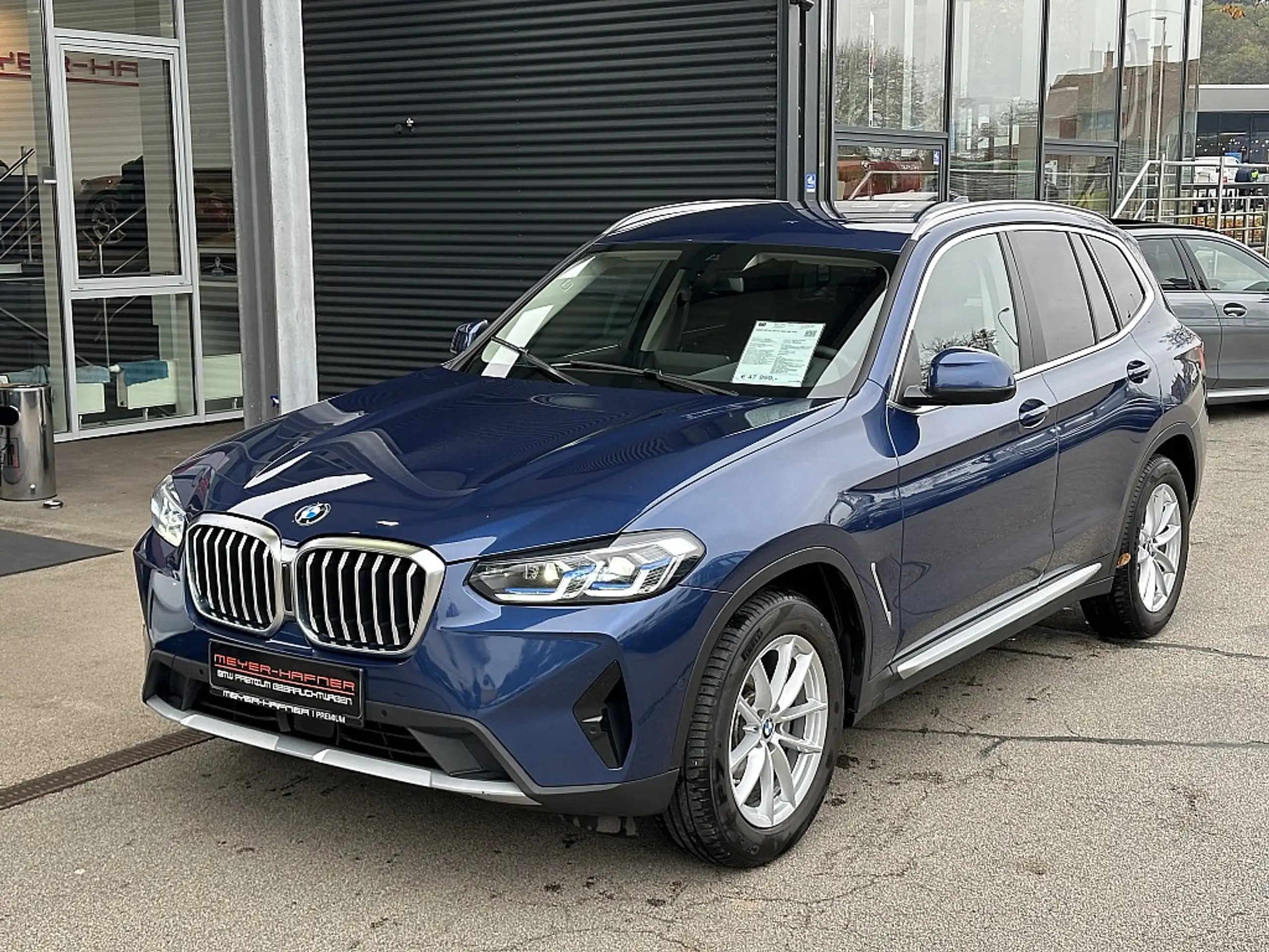 BMW - X3