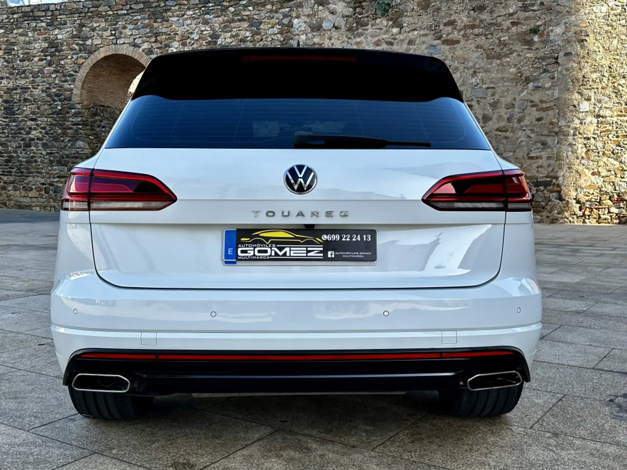 Volkswagen - Touareg