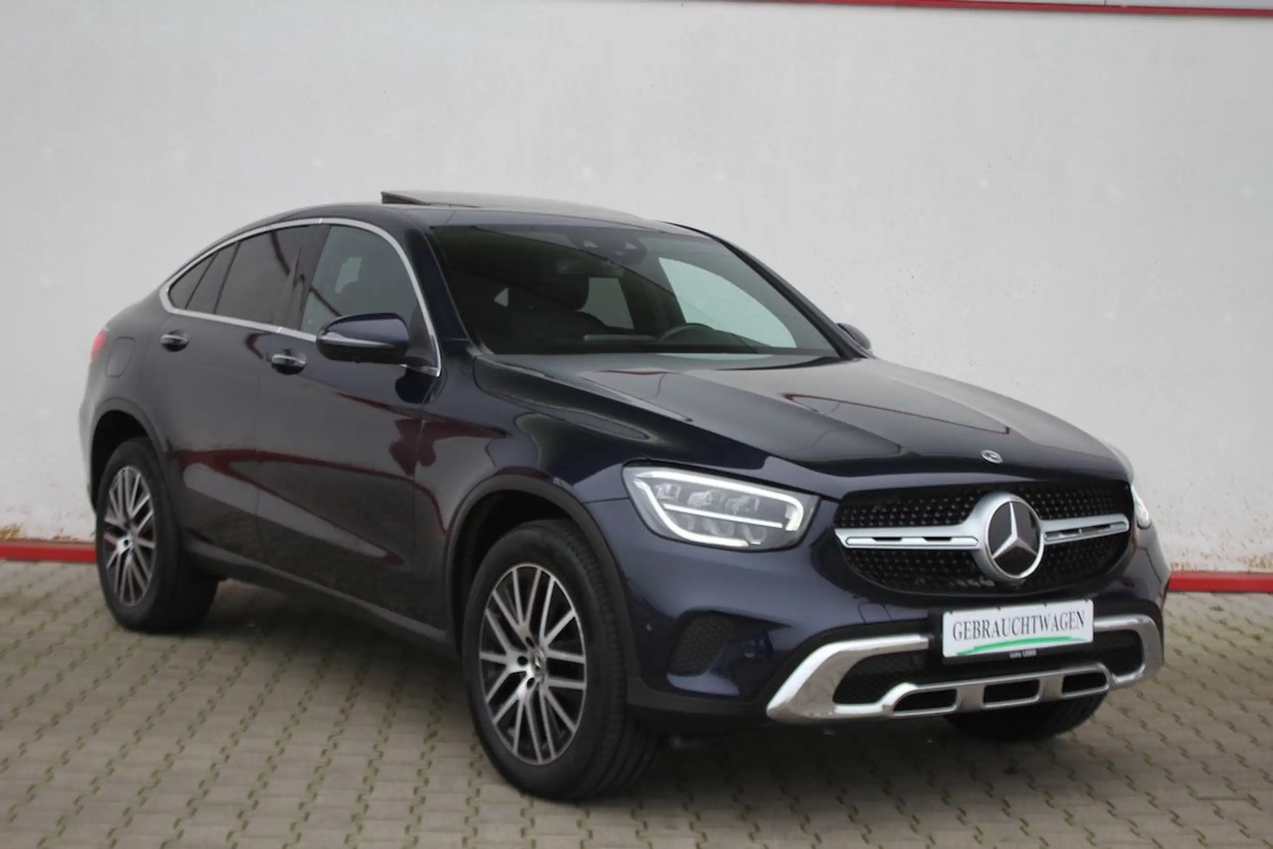 Mercedes-Benz - GLC 300