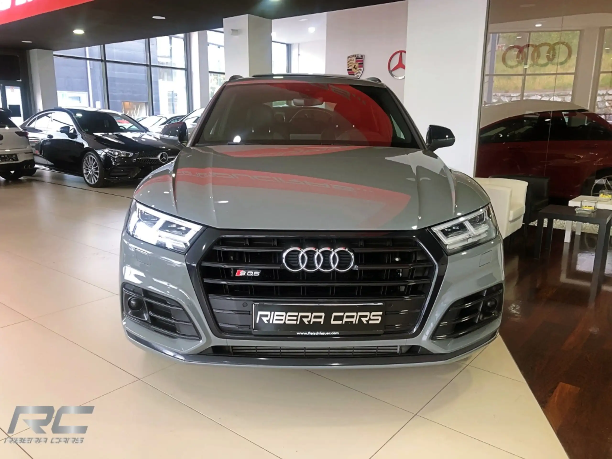 Audi - SQ5