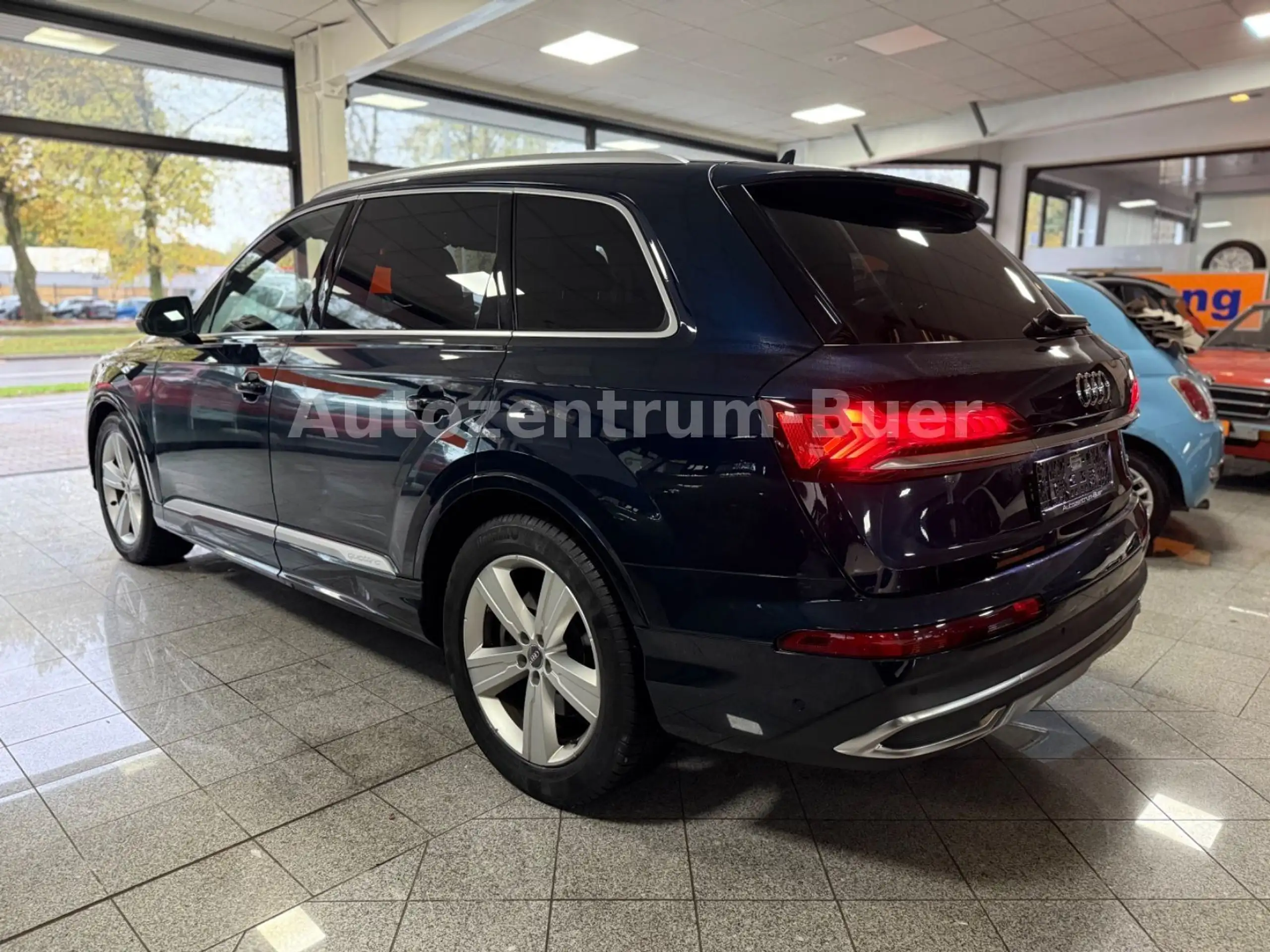 Audi - Q7