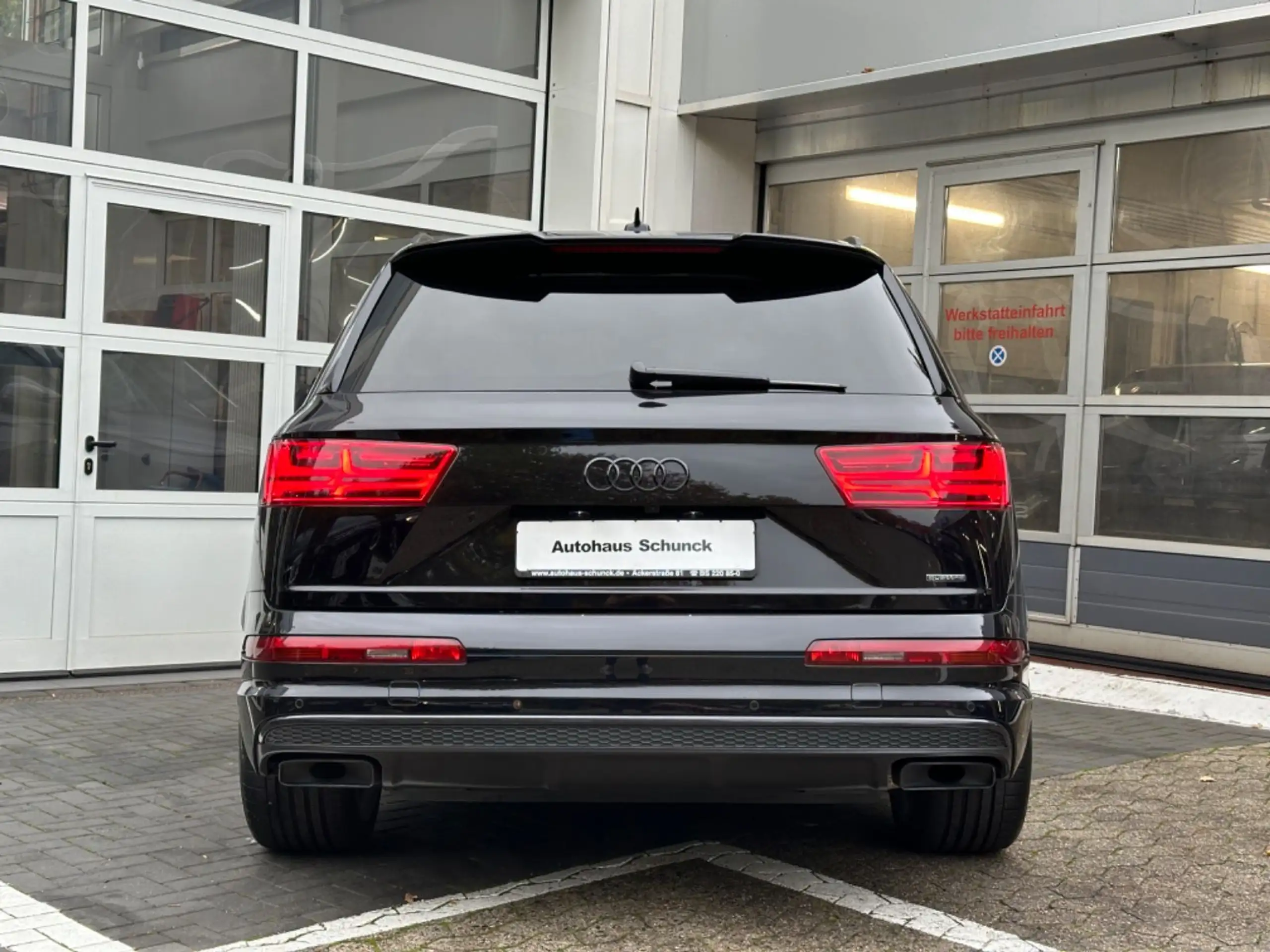 Audi - Q7