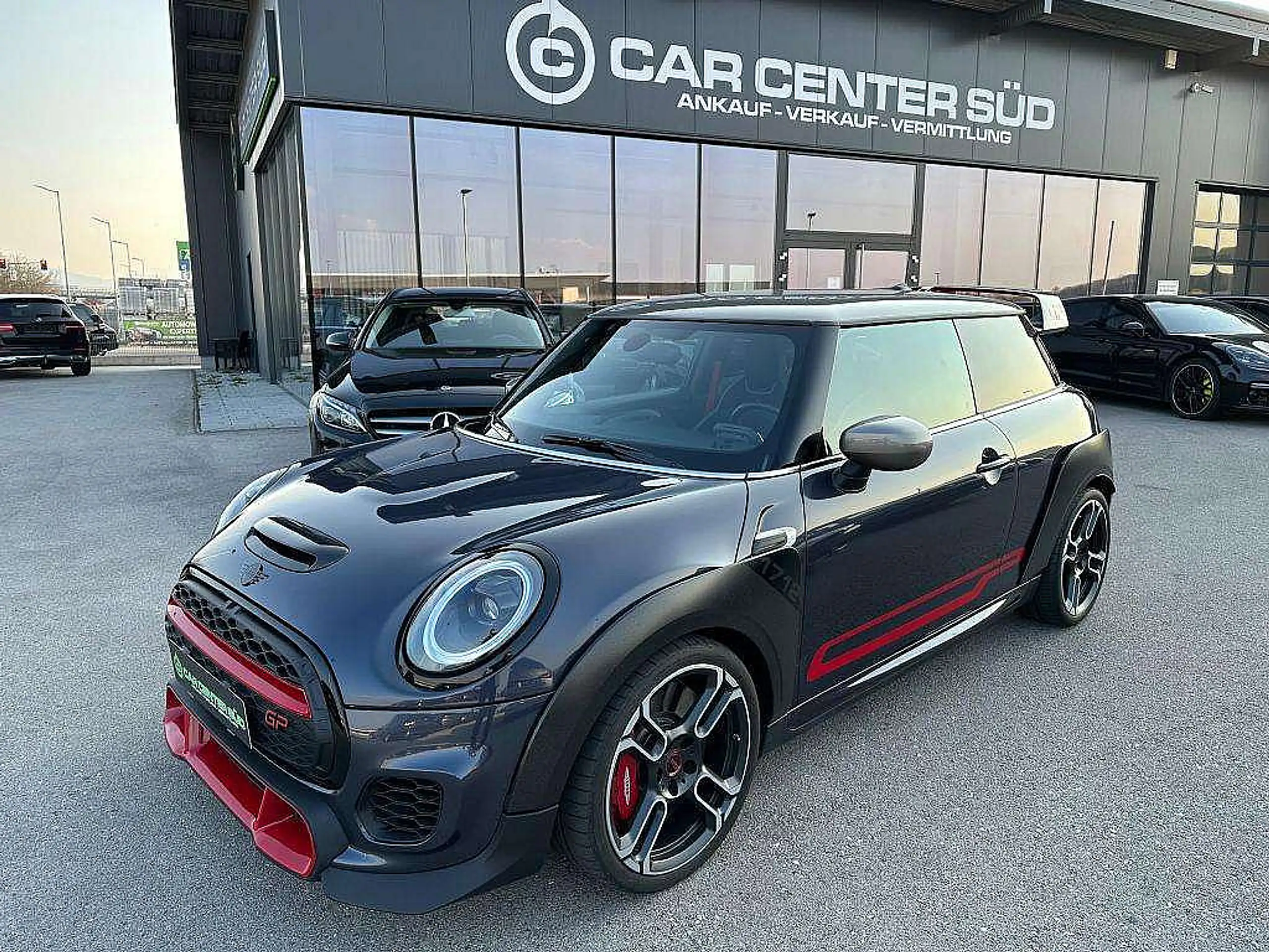 MINI - John Cooper Works