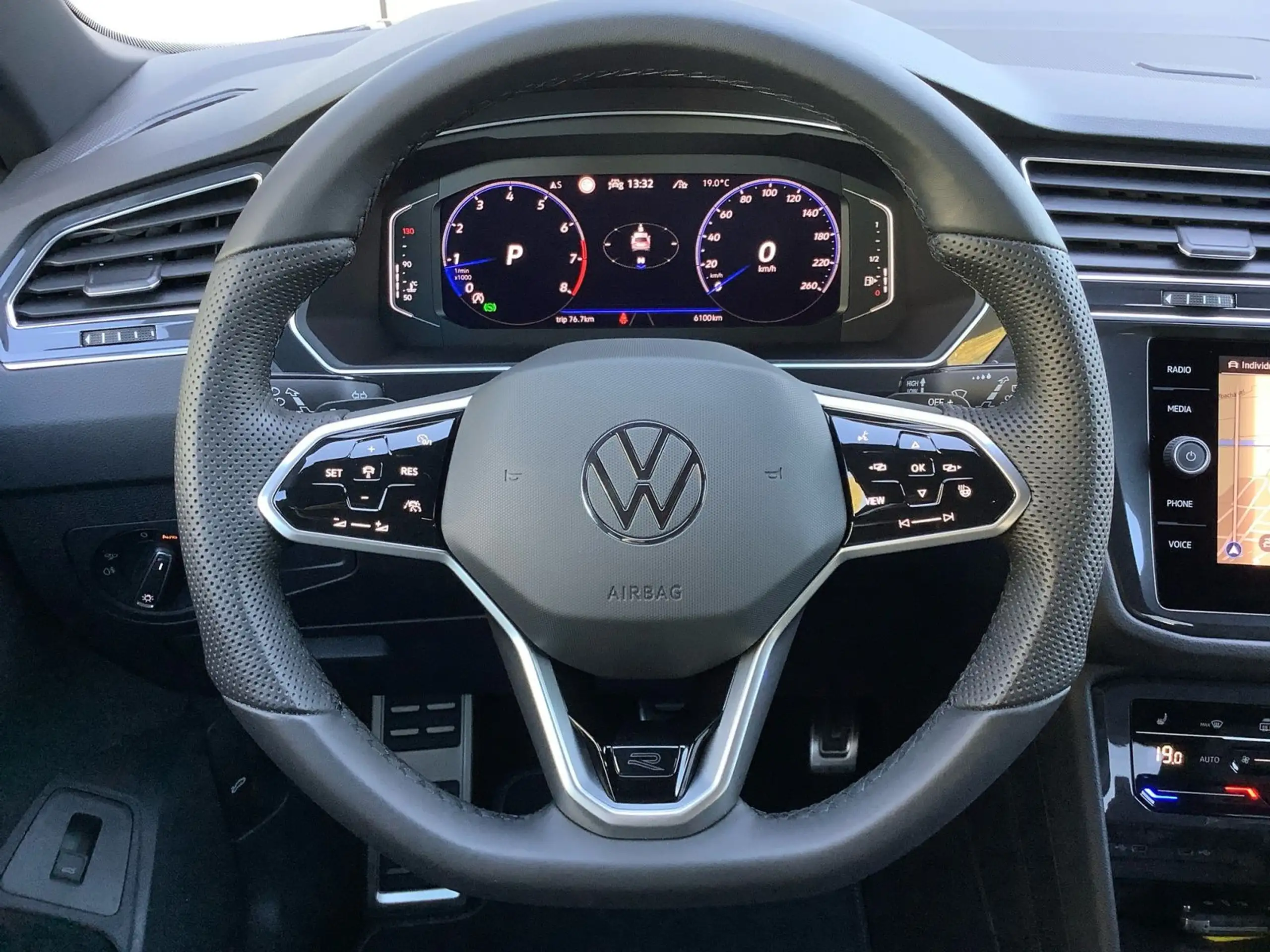 Volkswagen - Tiguan