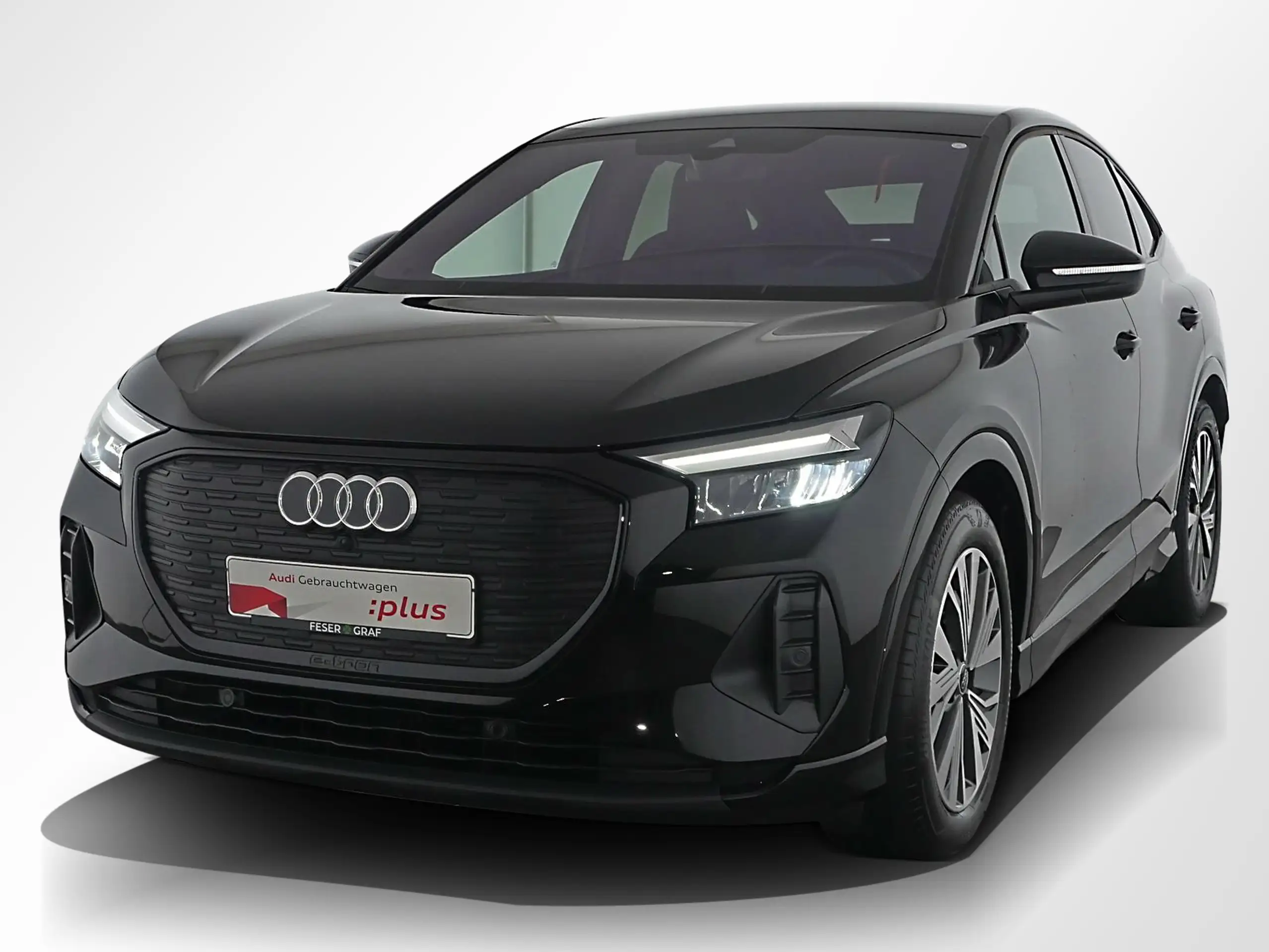 Audi - Q4 e-tron