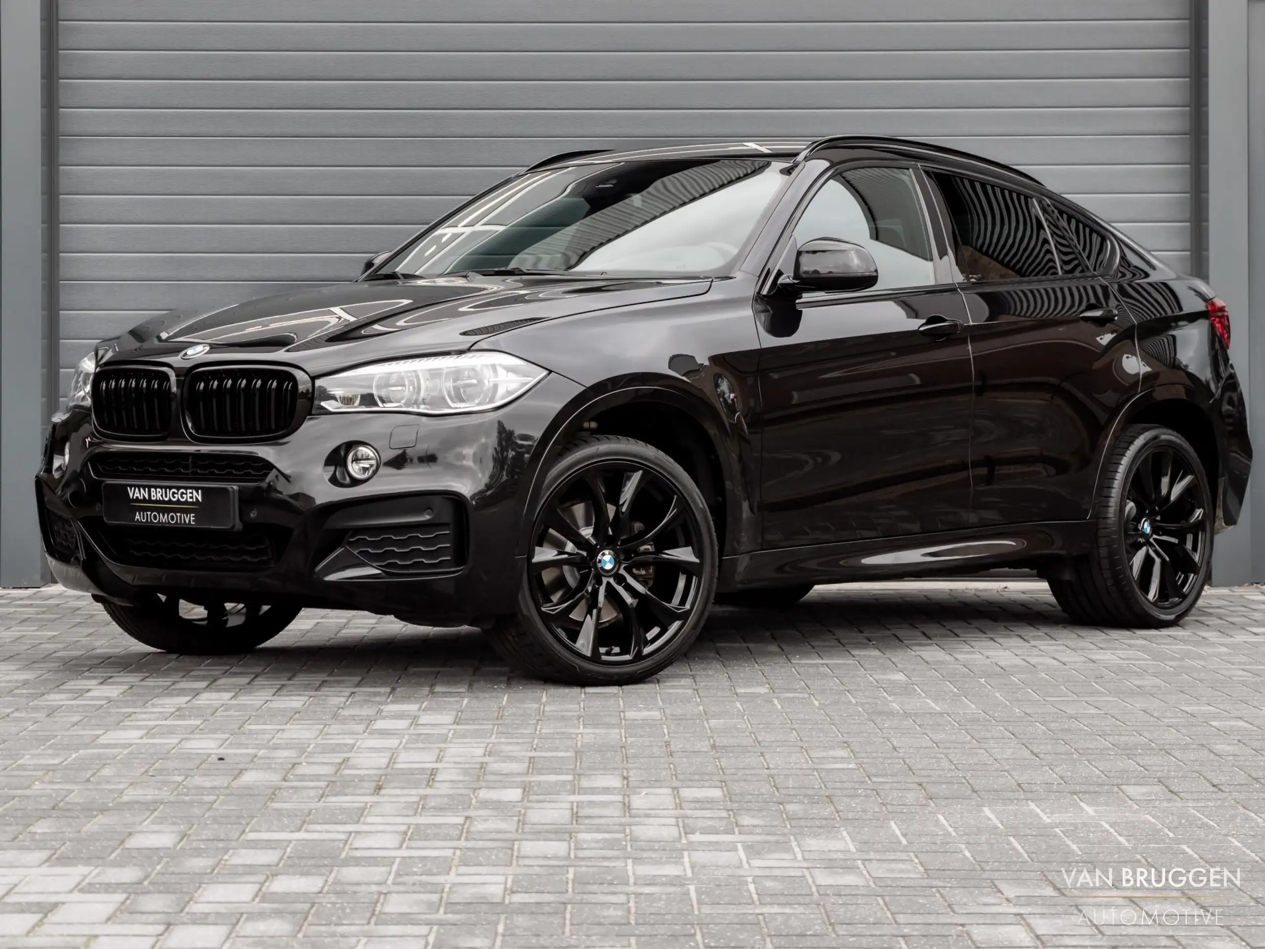 BMW - X6