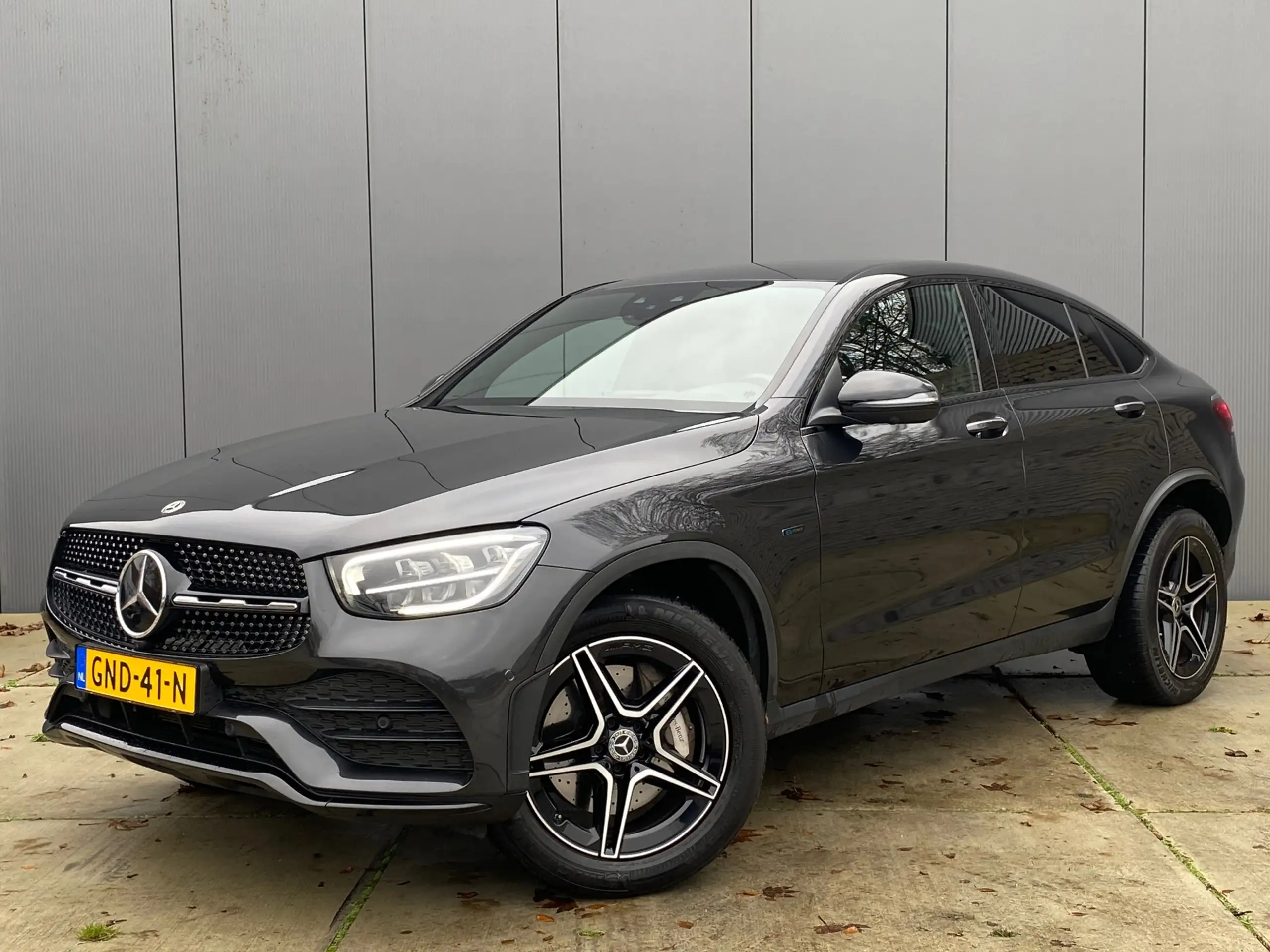 Mercedes-Benz - GLC 300