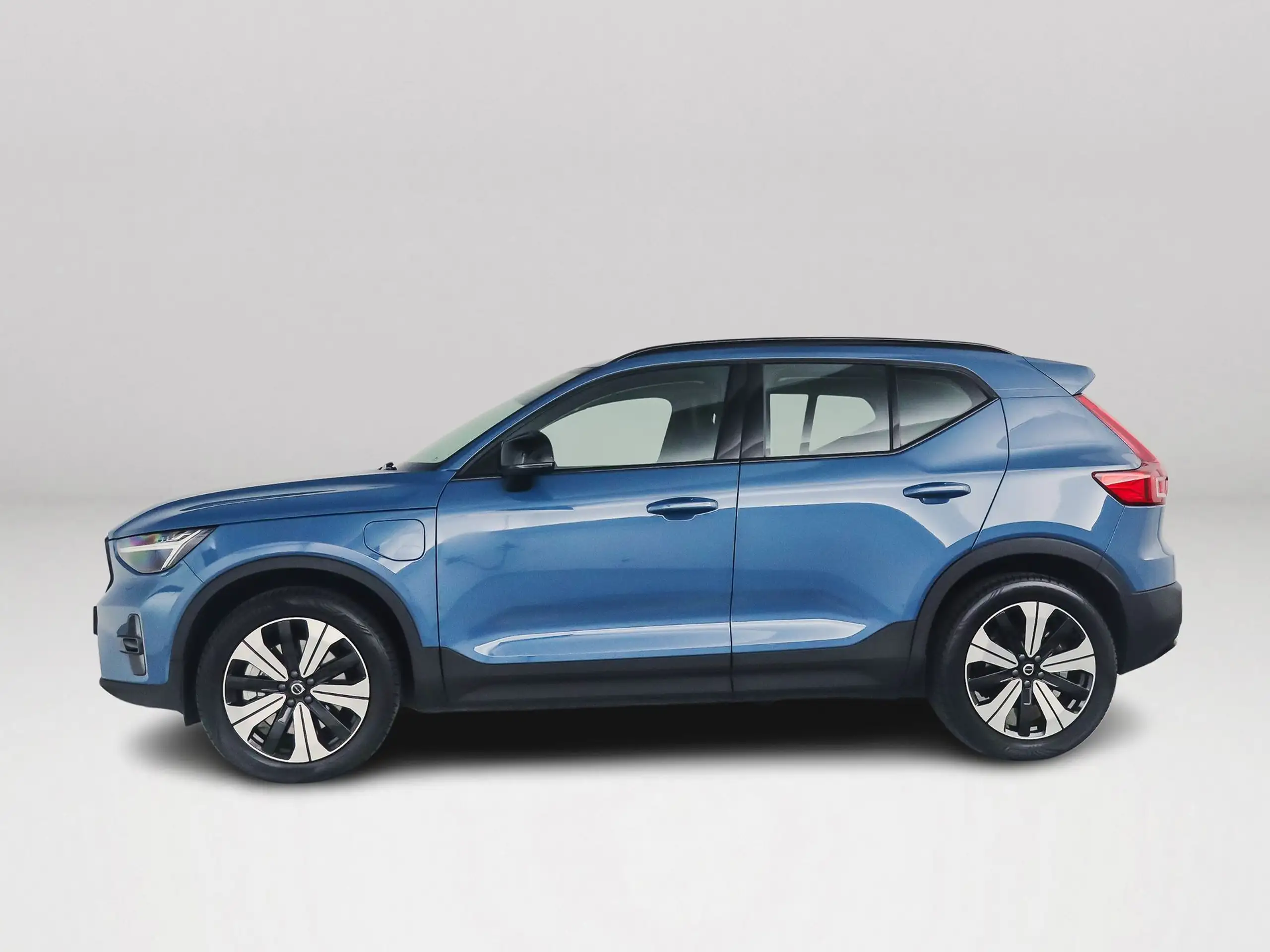 Volvo - XC40