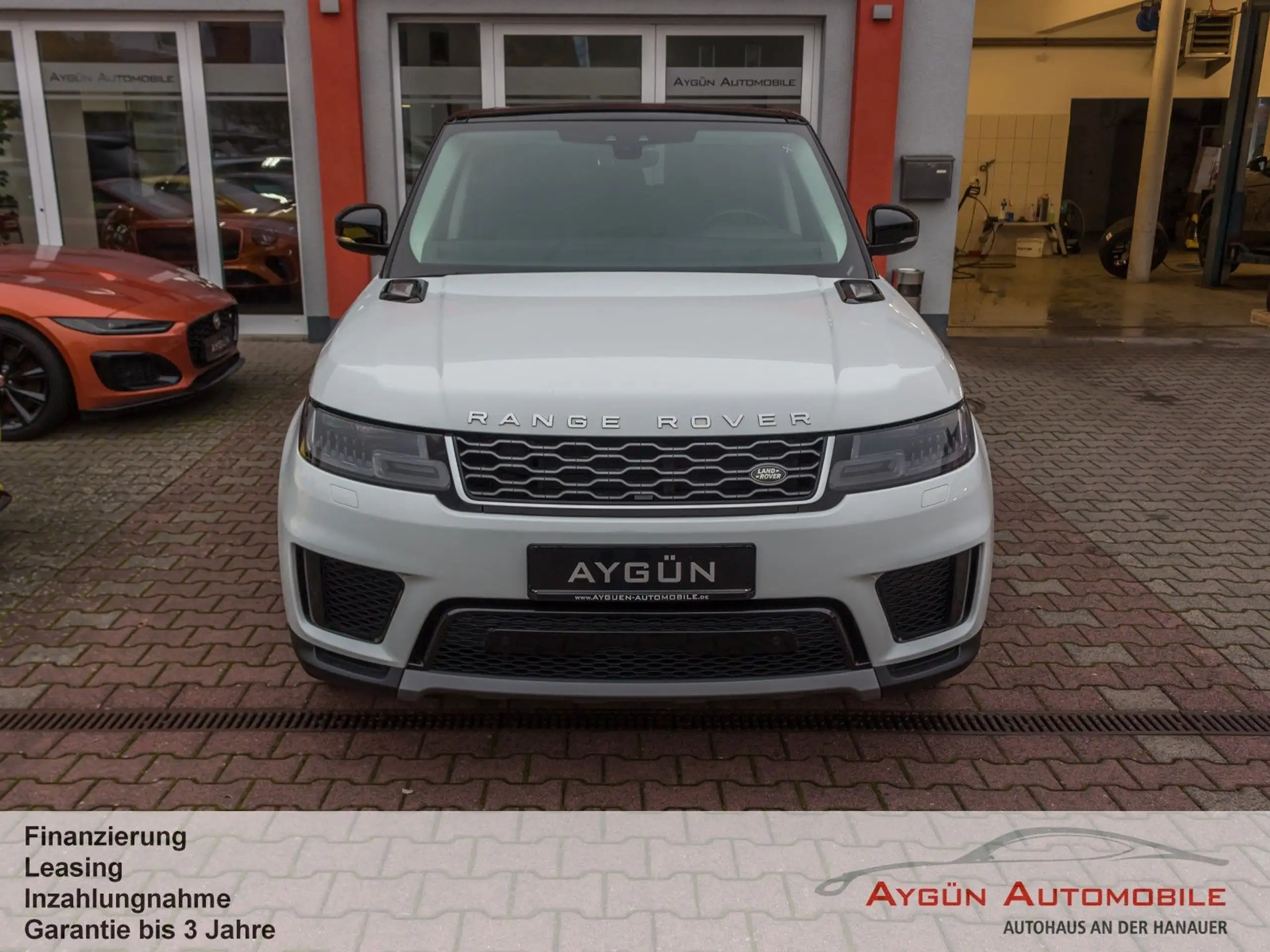 Land Rover - Range Rover Sport