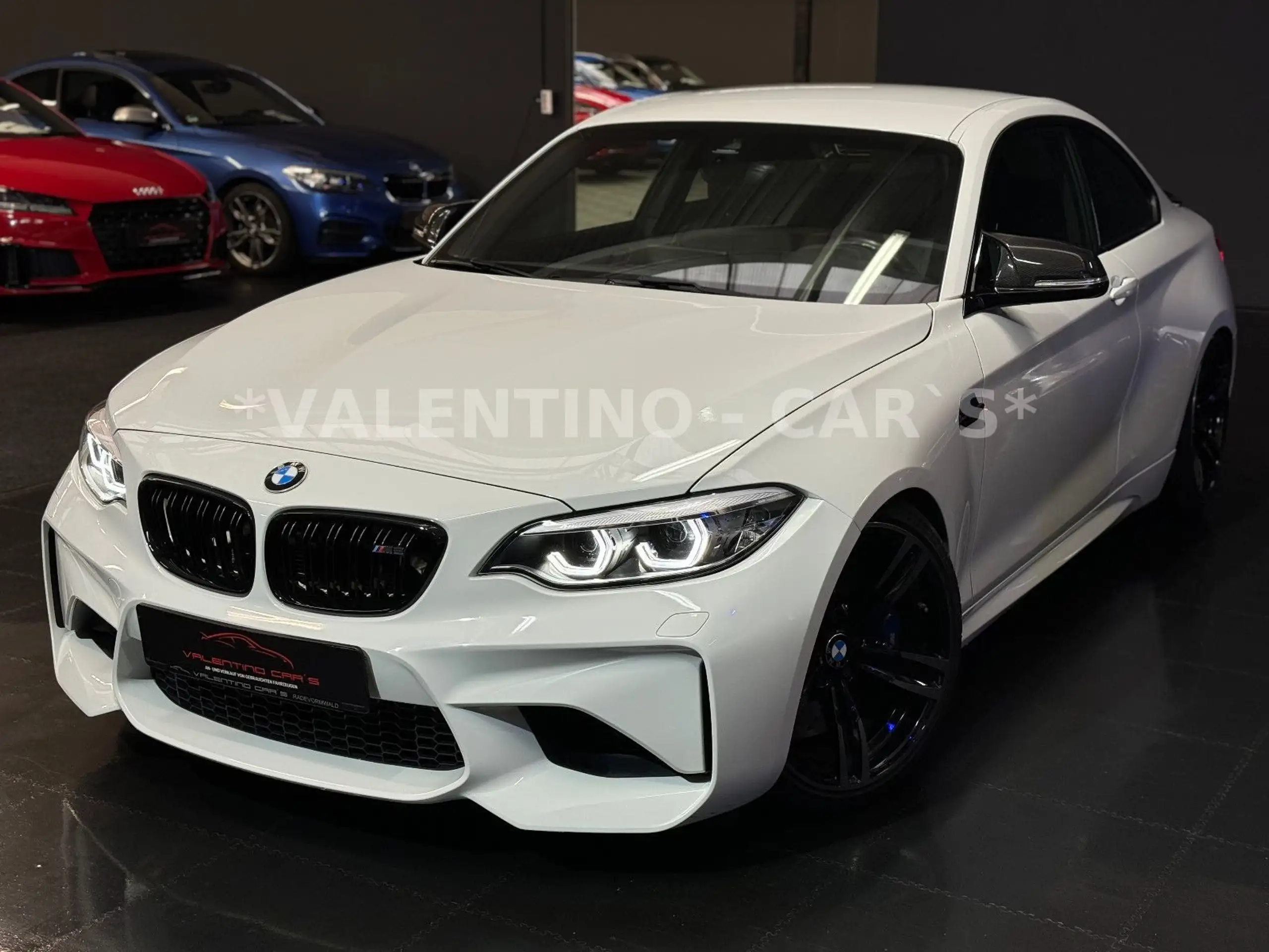 BMW - M2