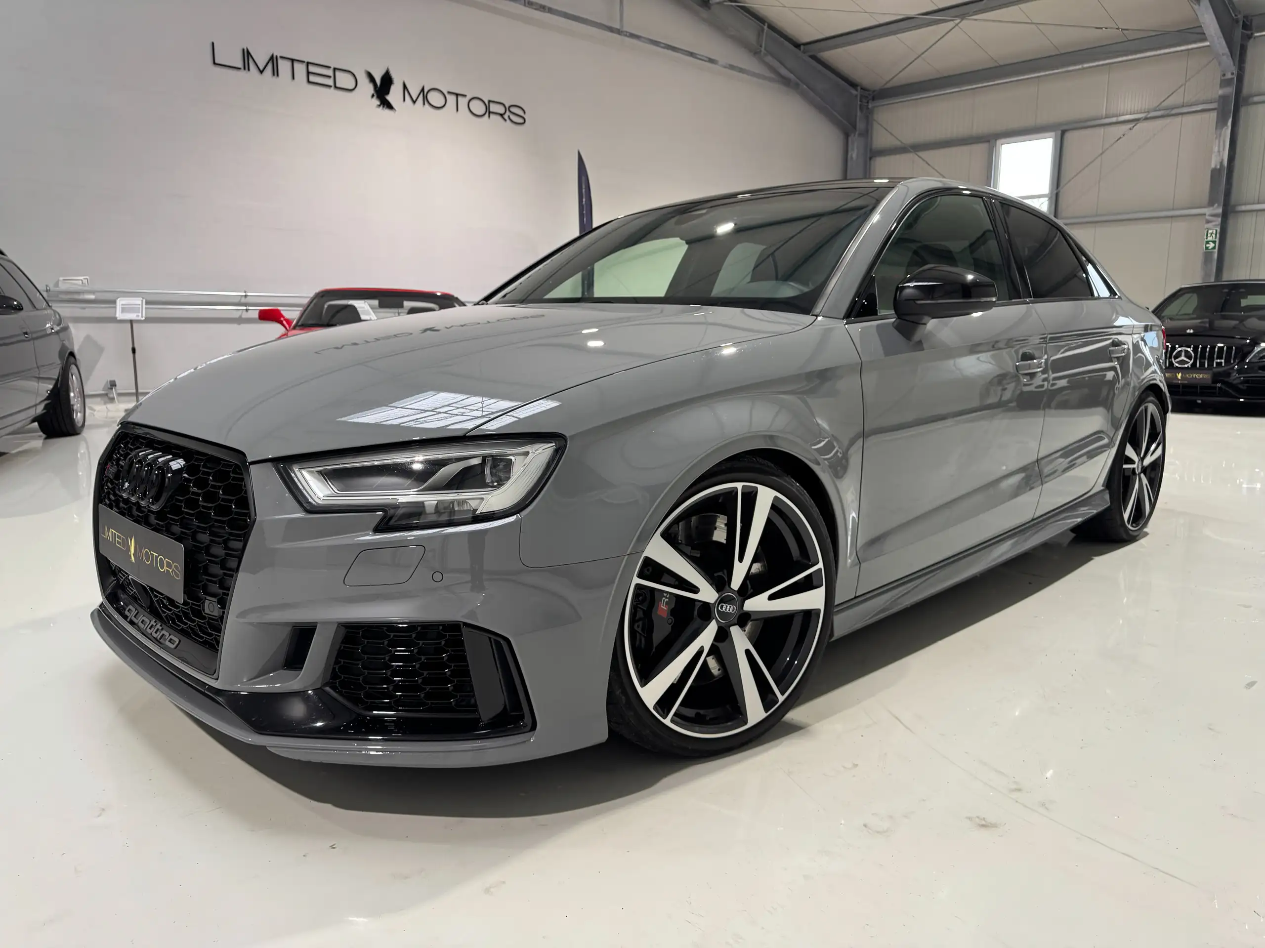 Audi - RS3